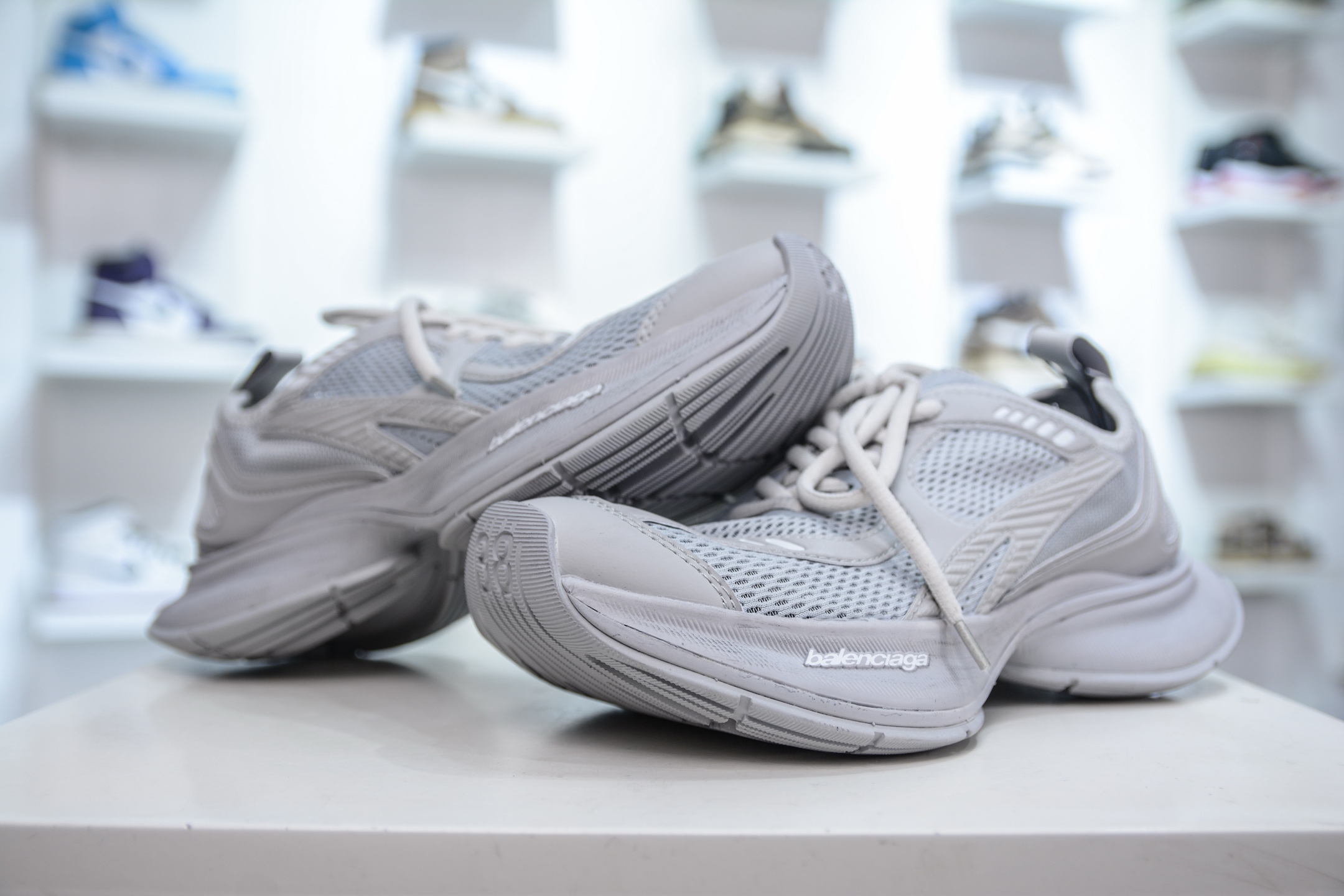 XA版 BALENCIAGA 巴黎世家12.5代 轻便透气跑鞋 793944 WFLGY 1010