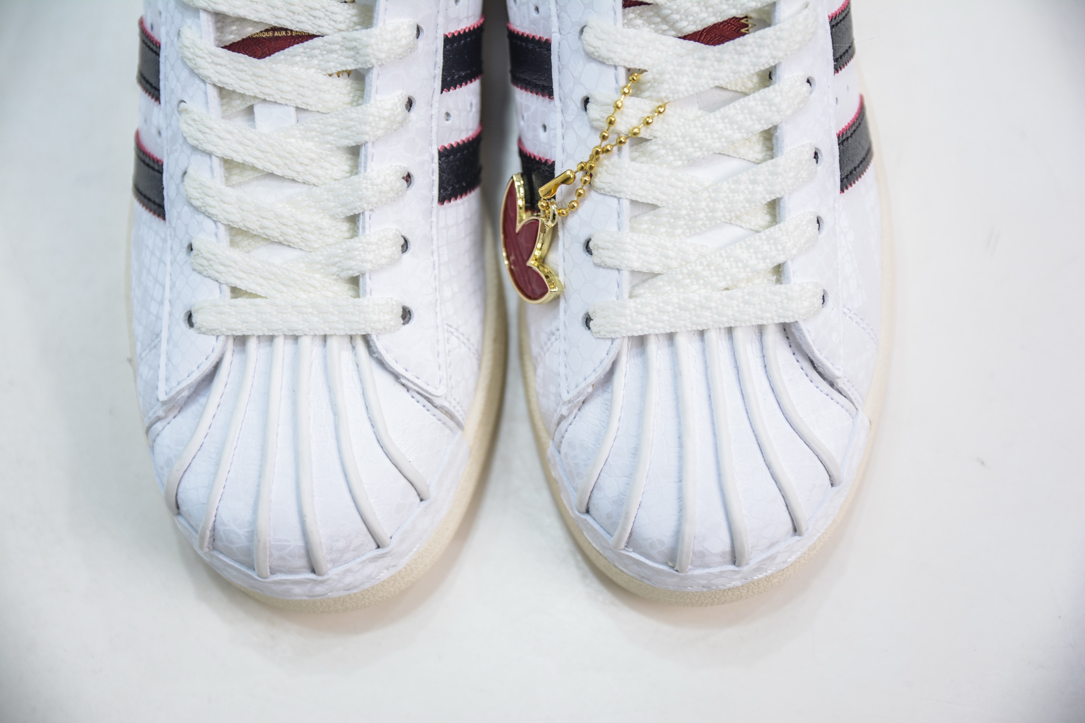 AD Originals Superstar 经典复古贝壳头板鞋 JR8036