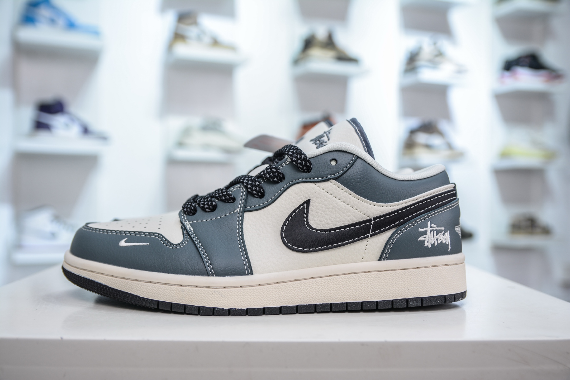 Air Jordan 1 Retro Low x Stussy 斯图西联名-蓝灰  XX3318-506