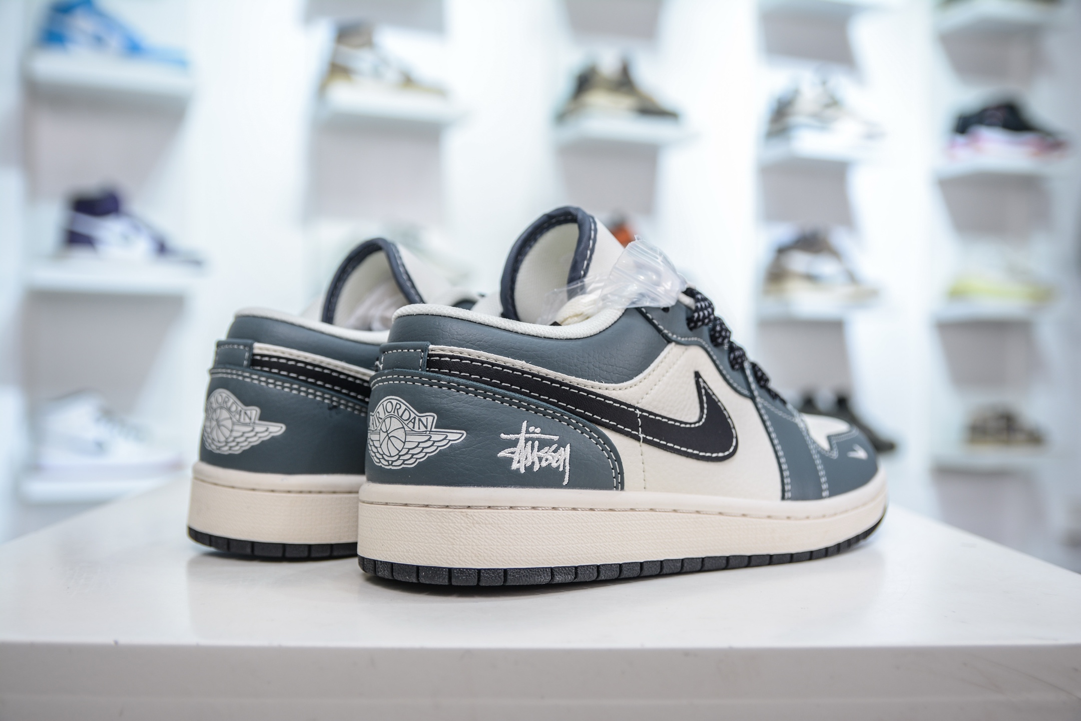 Air Jordan 1 Retro Low x Stussy 斯图西联名-蓝灰  XX3318-506