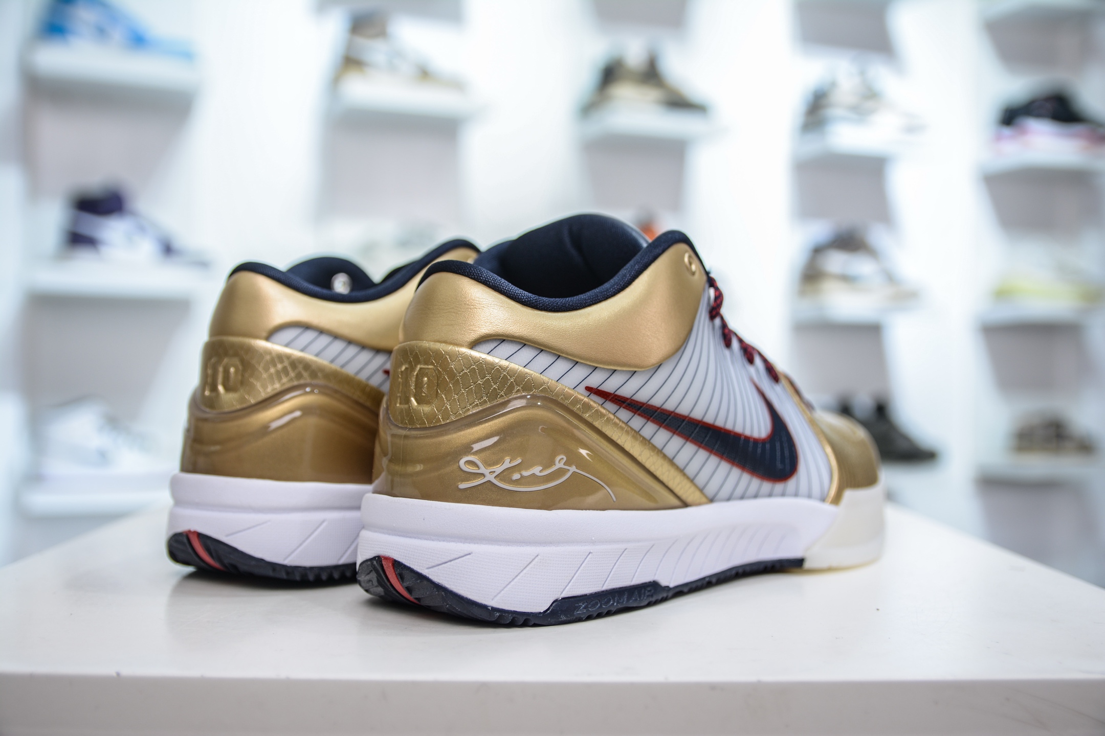 GX纯原 NK Zoom Kobe 4 科比四代 奥运会白黑金 完美复刻公司货 Phylon泡棉中底  FQ3544-100