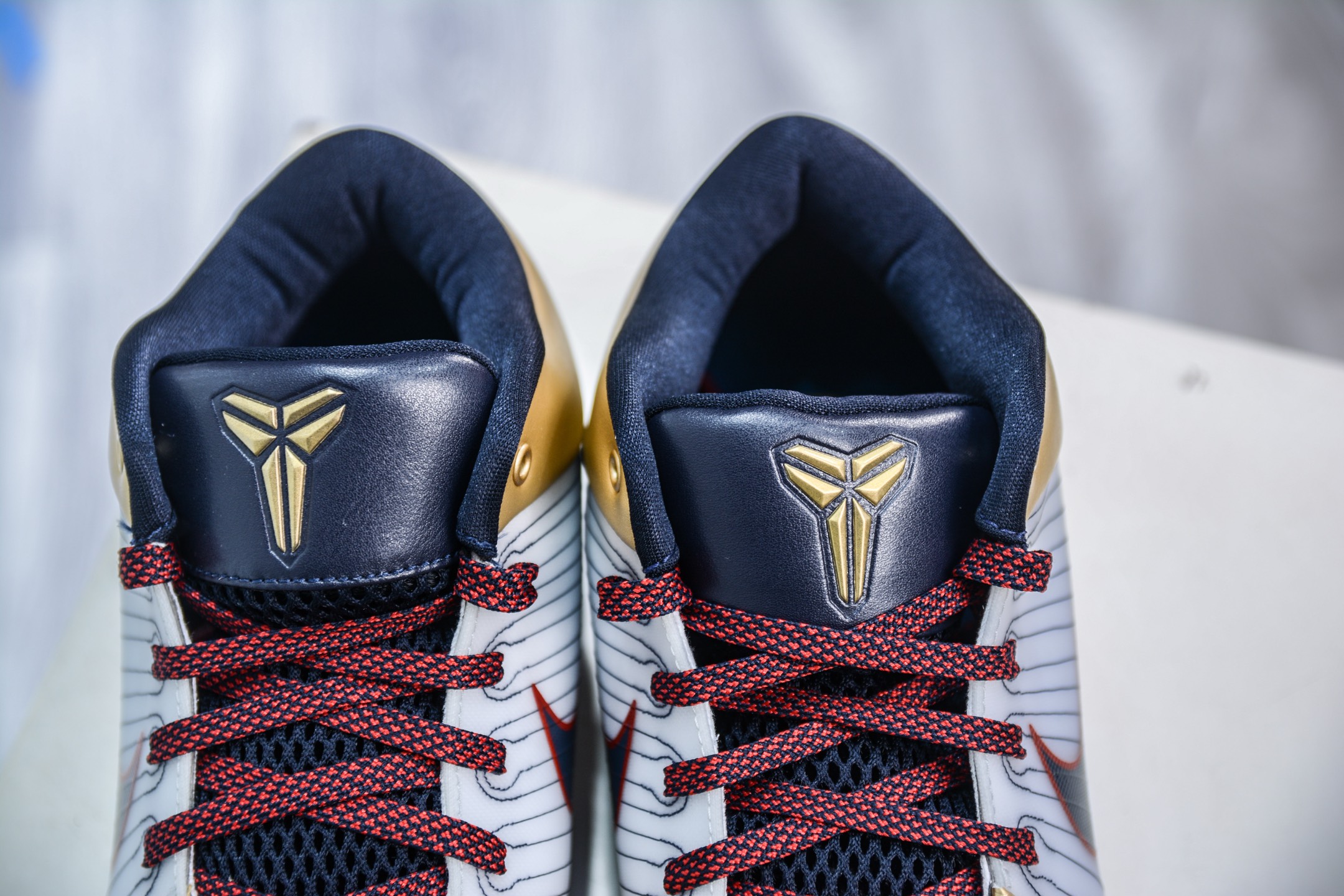 GX纯原 NK Zoom Kobe 4 科比四代 奥运会白黑金 完美复刻公司货 Phylon泡棉中底  FQ3544-100