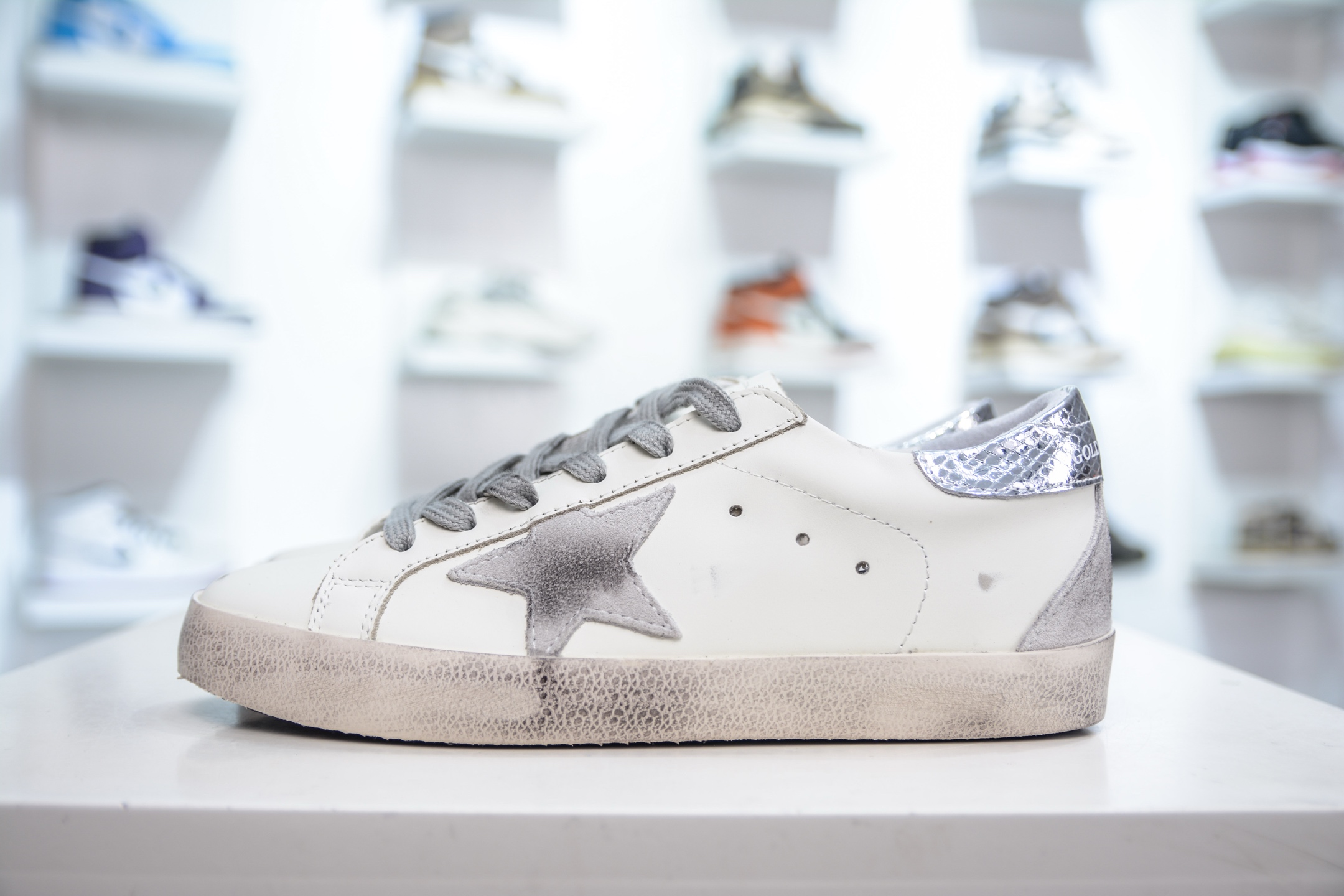 纯原级别 Golden Goose Super-Star GGDB 小脏鞋休闲时尚板鞋 银蛇皮尾