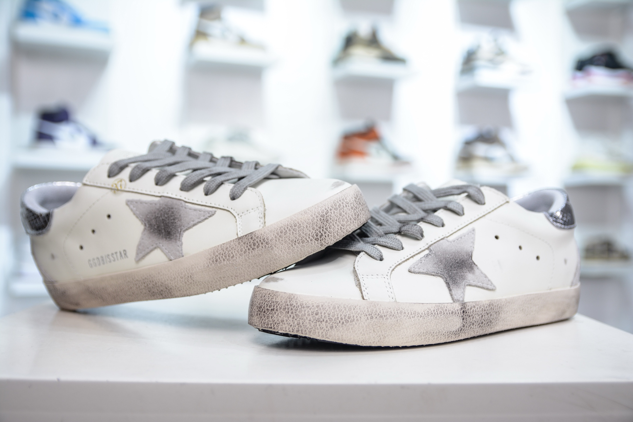 纯原级别 Golden Goose Super-Star GGDB 小脏鞋休闲时尚板鞋 银蛇皮尾