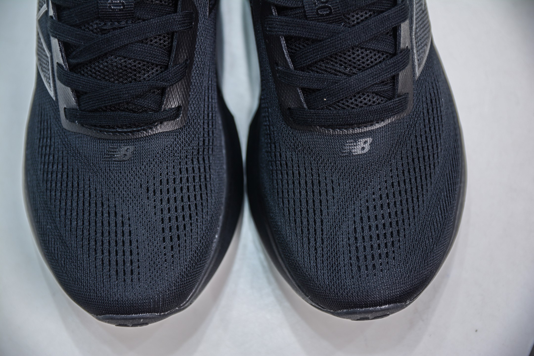 New Balance NB FuelCell Supercomp NB跑步鞋  M520LI9