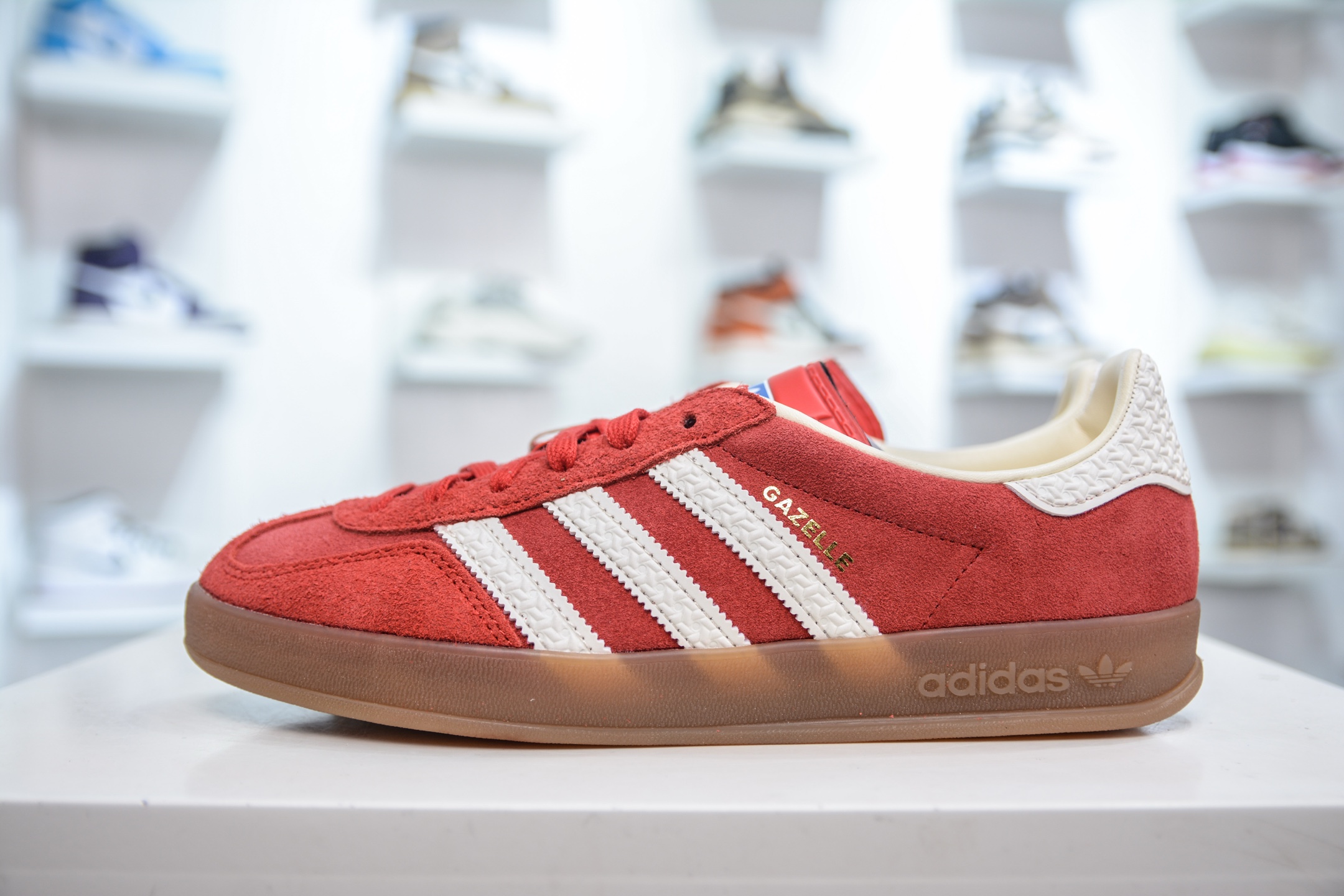 X版纯原 AD Original Gazelle Indoor Trainers 瞪羚室内鞋系列低帮复古百搭休闲运动德训风板鞋 红白  IF1808