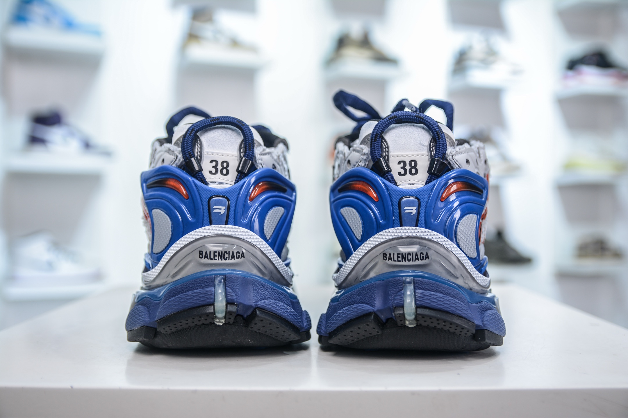 XA版纯原 原厂工艺 市面最强版本出货 BALENCIAGA -Runner 巴黎世家7代 独家点胶工艺同步原鞋  677402 W3RB6 1264