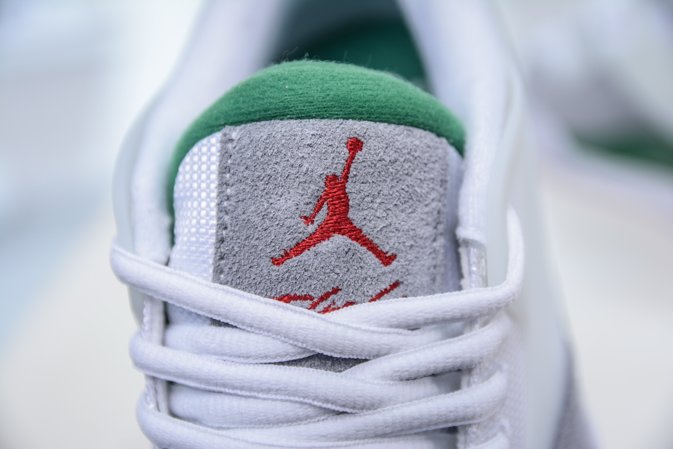 Air Jordan III Golf Shoes White and Green, Maximum Comfort, Maximum Performance 1 i1742322831920 1698 0 0