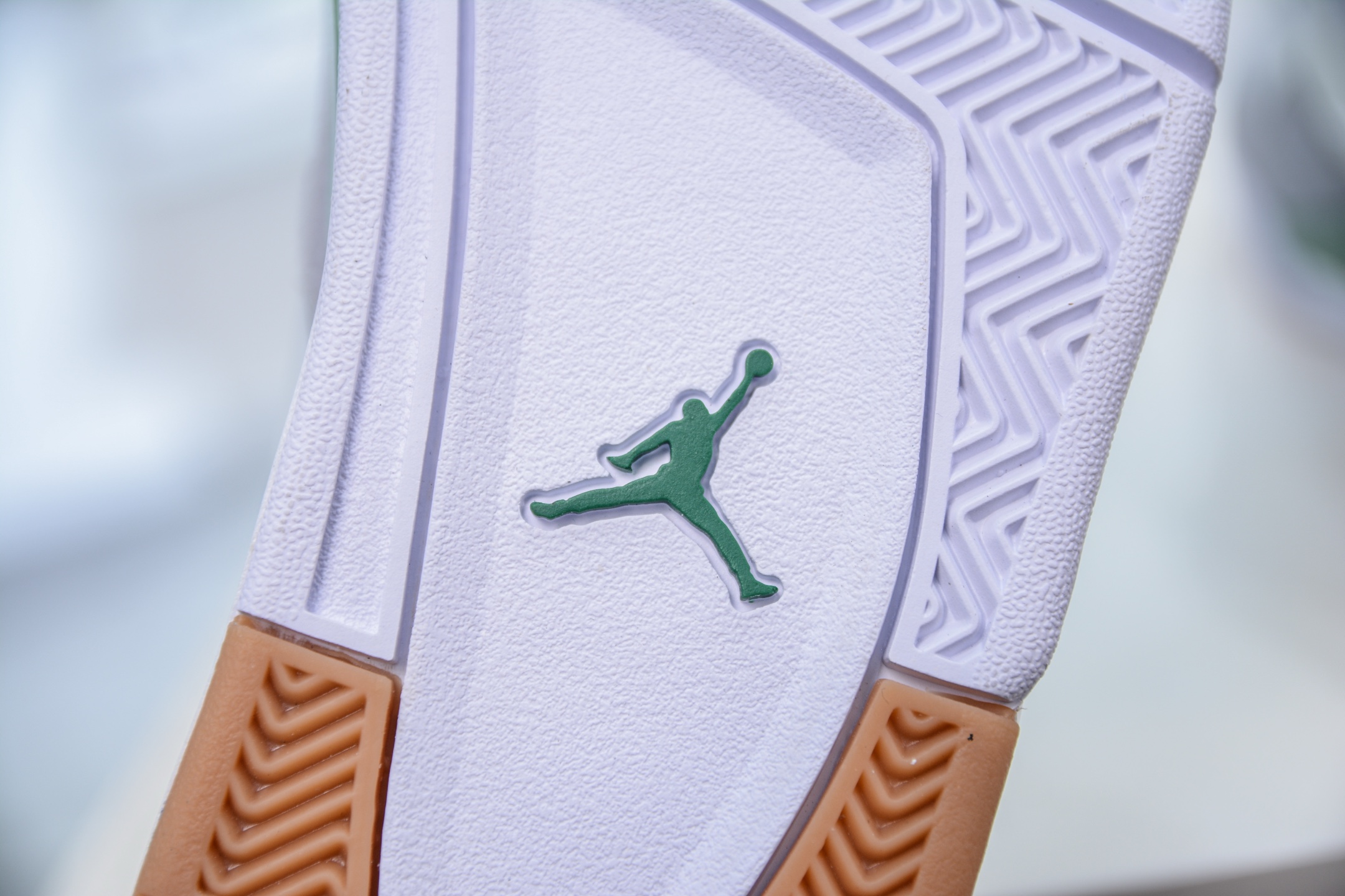 Air Jordan III Golf Shoes White and Green, Maximum Comfort, Maximum Performance 4 i1742322831937 349 0 3
