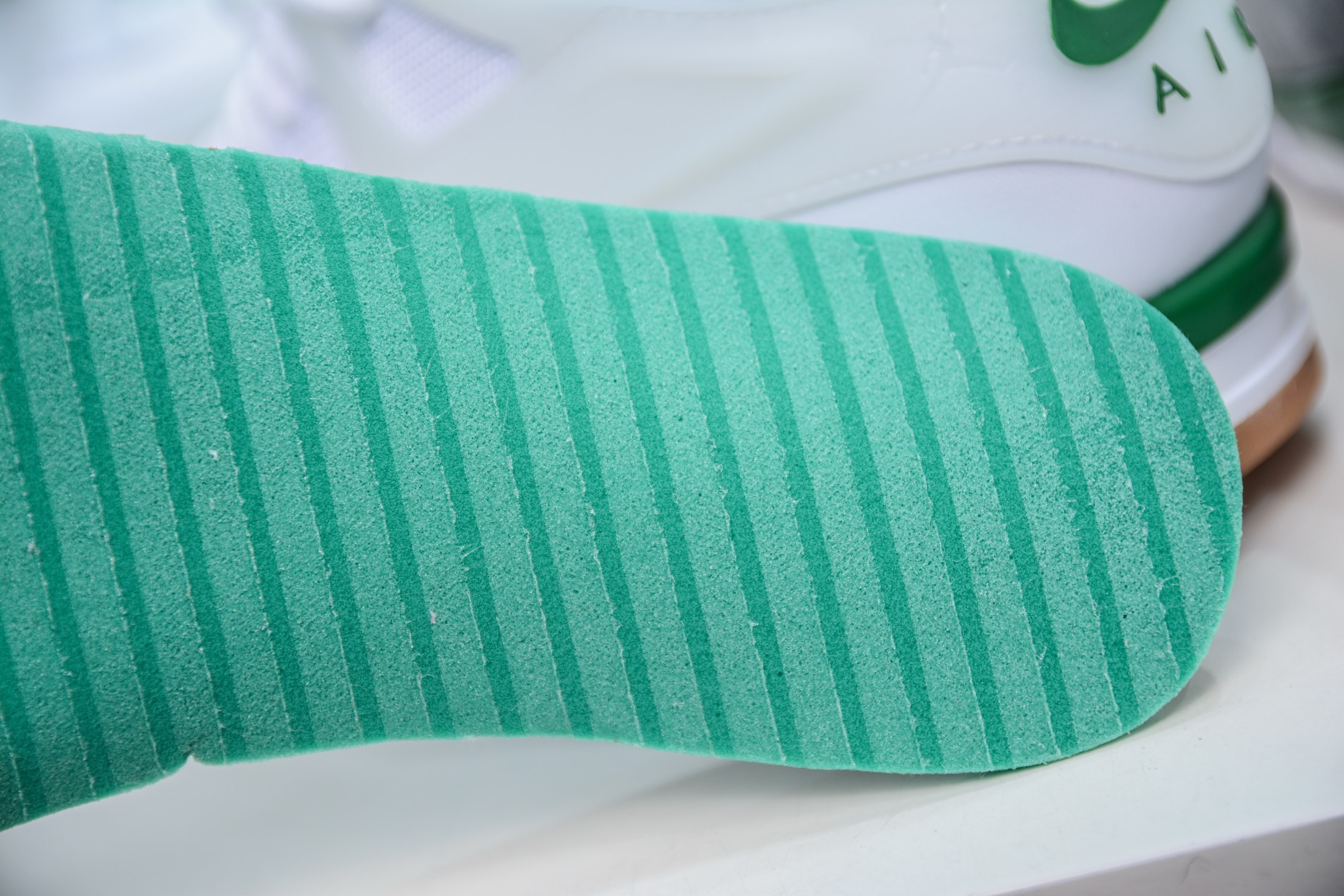 Air Jordan III Golf Shoes White and Green, Maximum Comfort, Maximum Performance 7 i1742322832019 2033 0 6
