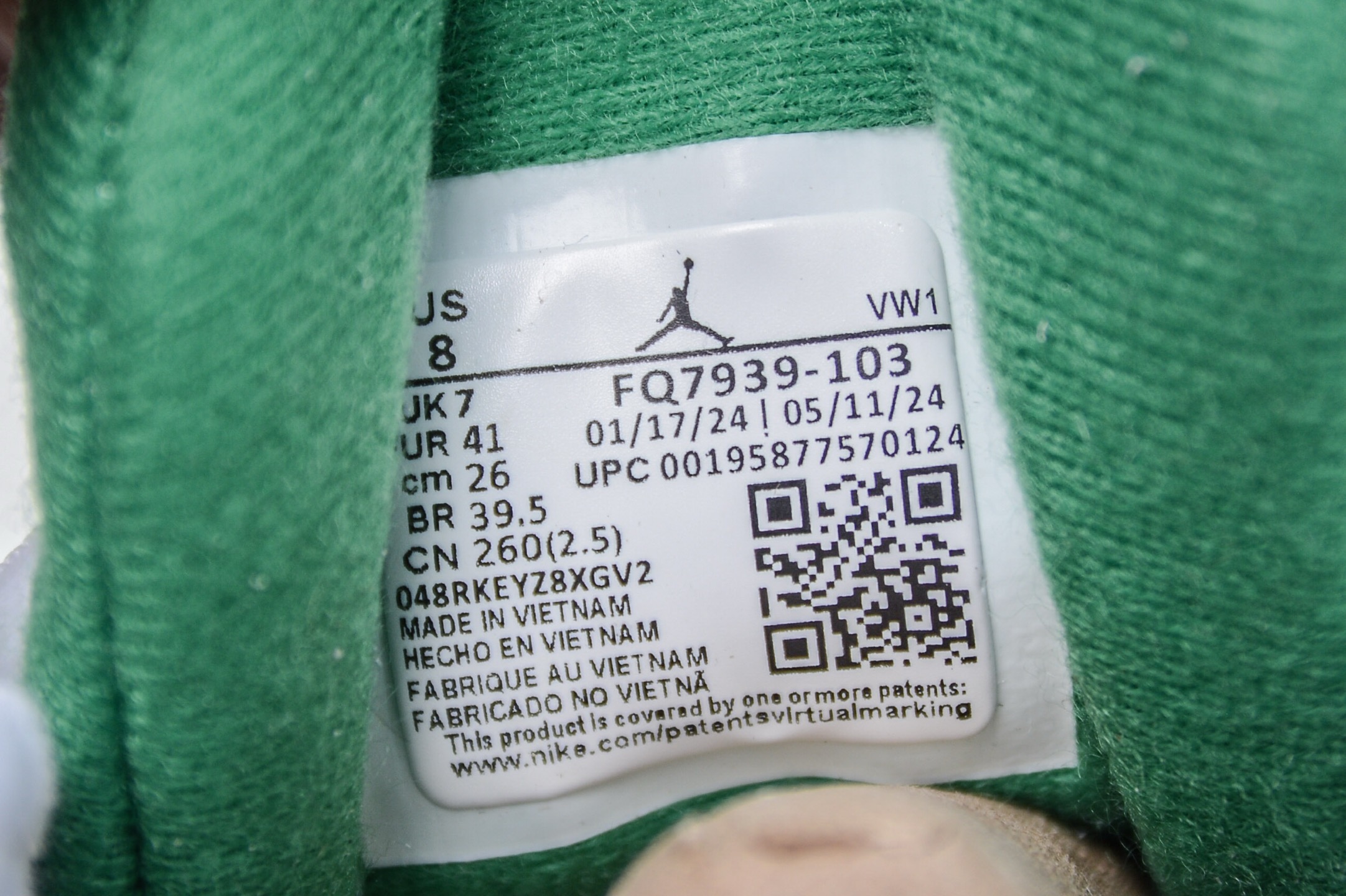 Air Jordan III Golf Shoes White and Green, Maximum Comfort, Maximum Performance 5 i1742322832597 3409 0 4
