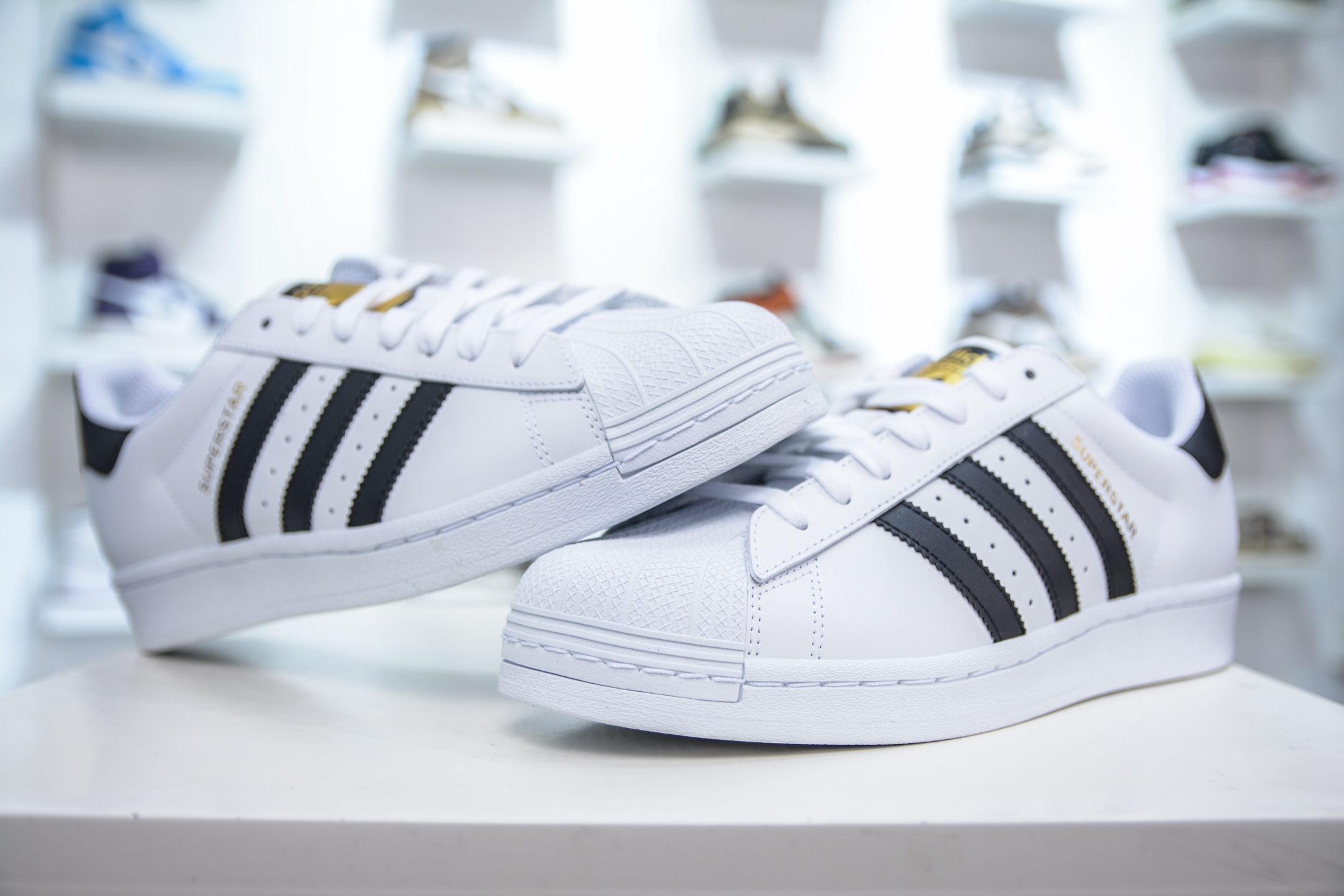 Adidas Originals Superstar Classic White/Black Leather Upper Unisex Sneakers 4 i1742483045807 22 0 3