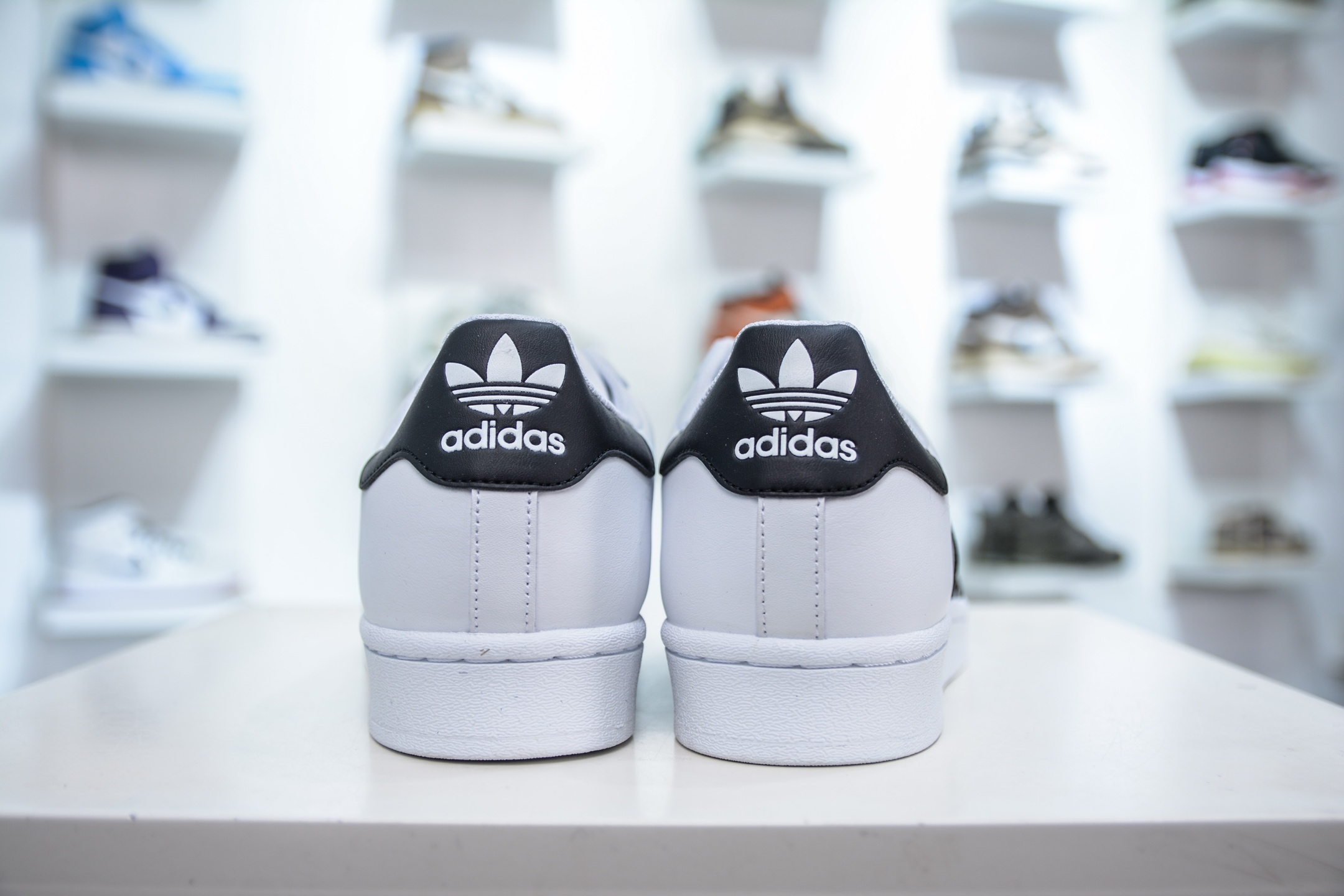 Adidas Originals Superstar Classic White/Black Leather Upper Unisex Sneakers 2 i1742483047471 9292 0 1