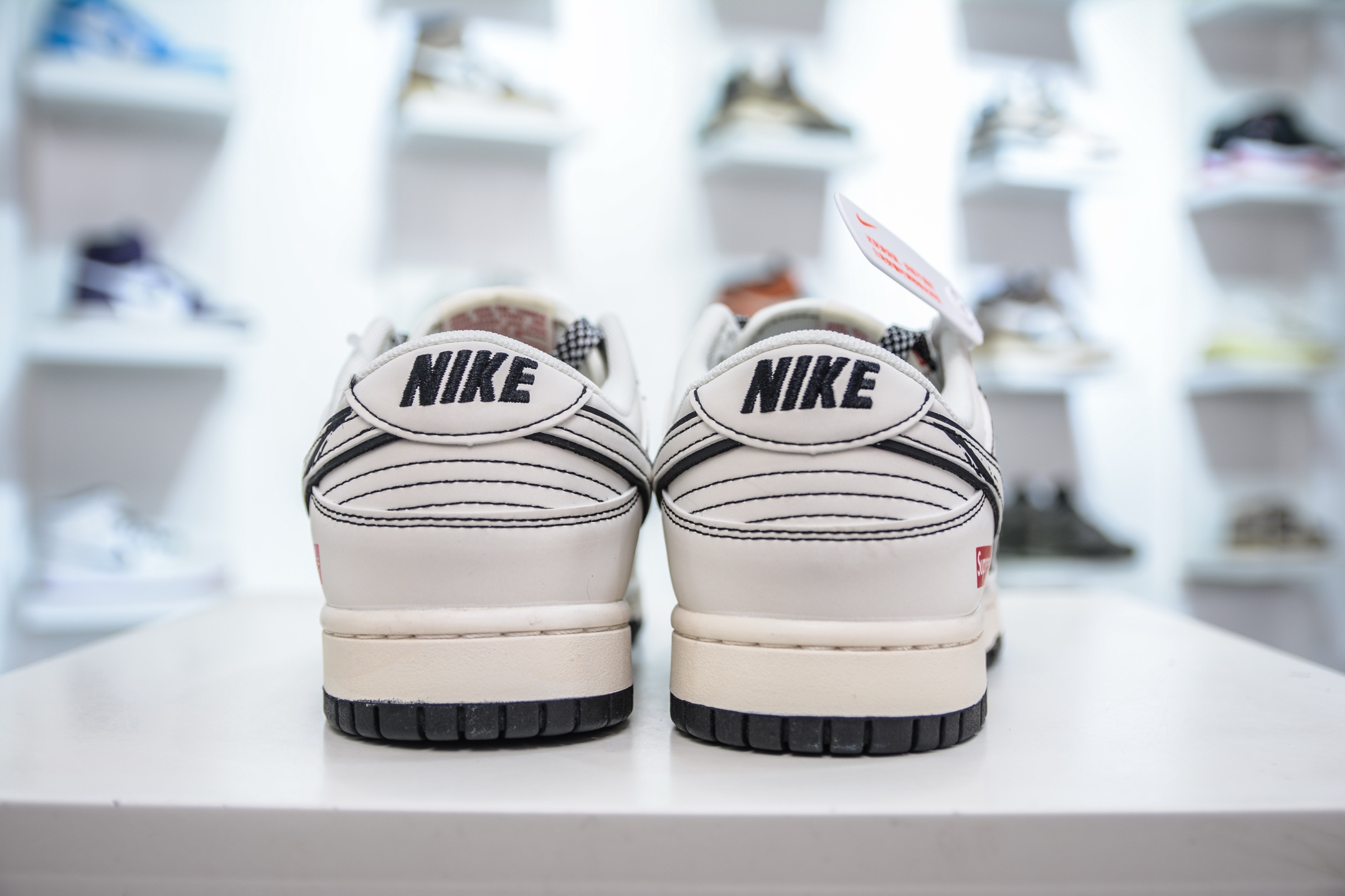 280  Nike SB Dunk Low x Supreme SUP联名-白黑涂鸦黑线  JJ2508-560