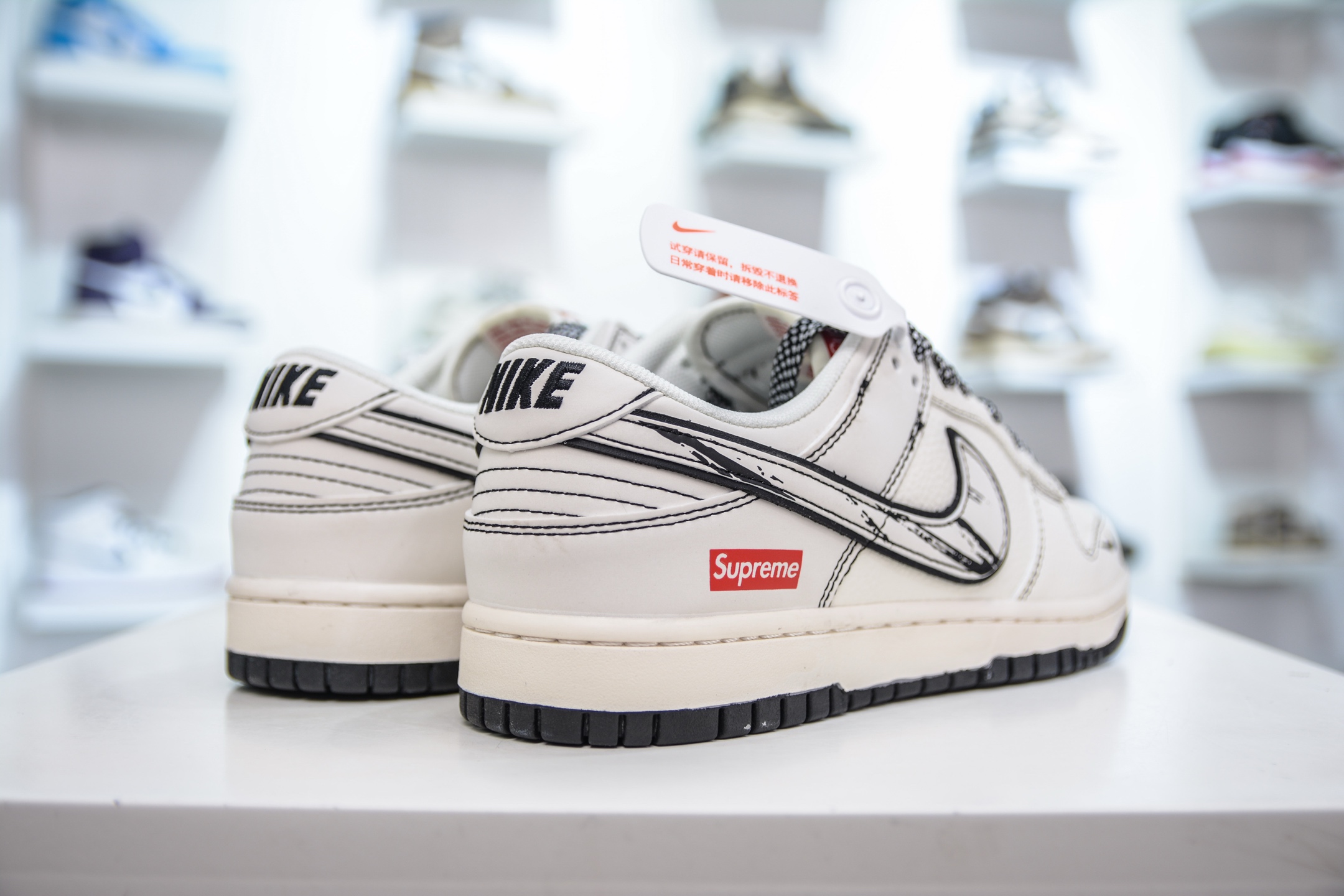 280  Nike SB Dunk Low x Supreme SUP联名-白黑涂鸦黑线  JJ2508-560