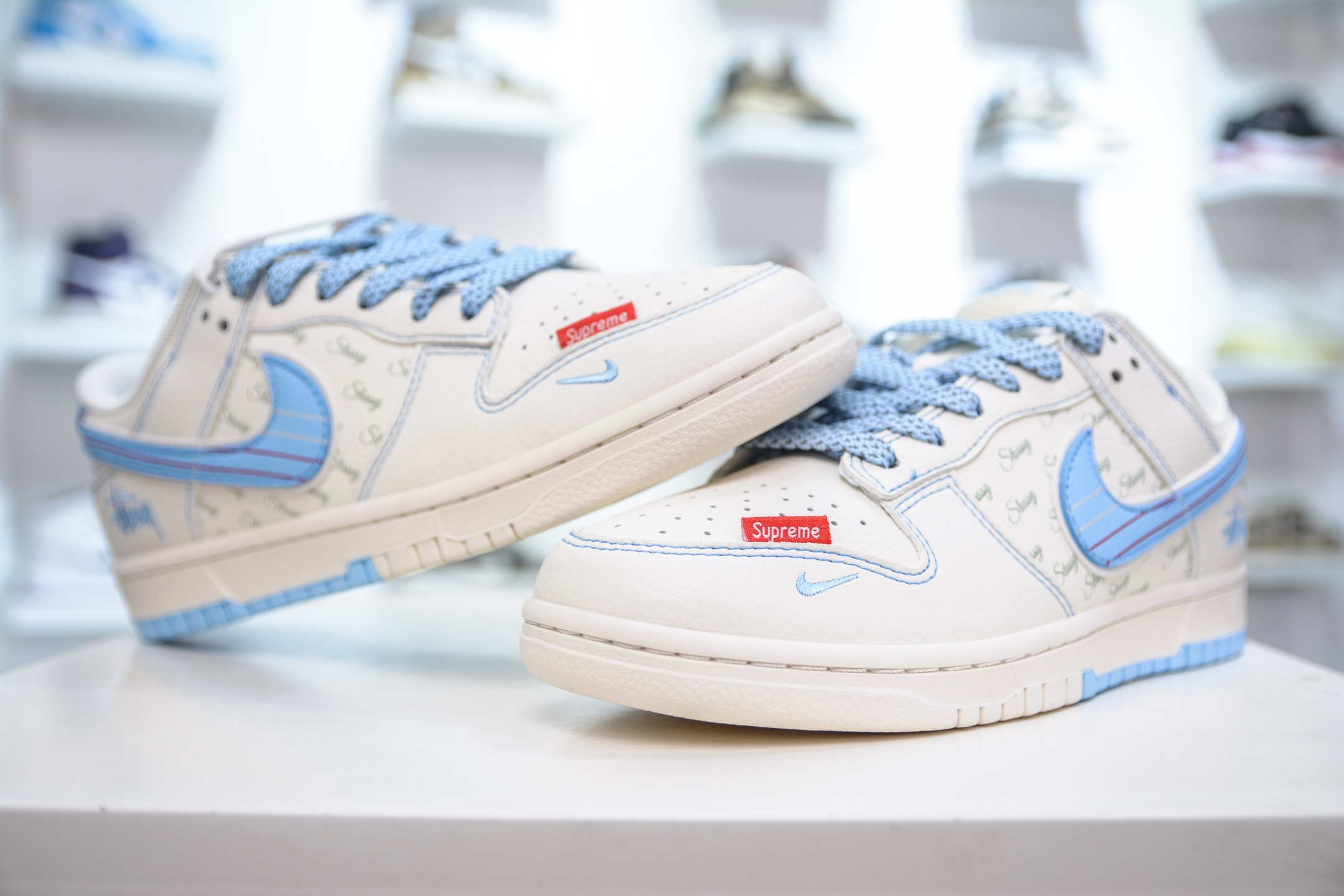 280  Nike SB Dunk Low x Stussy 斯图西联名-白蓝  XS6089-534