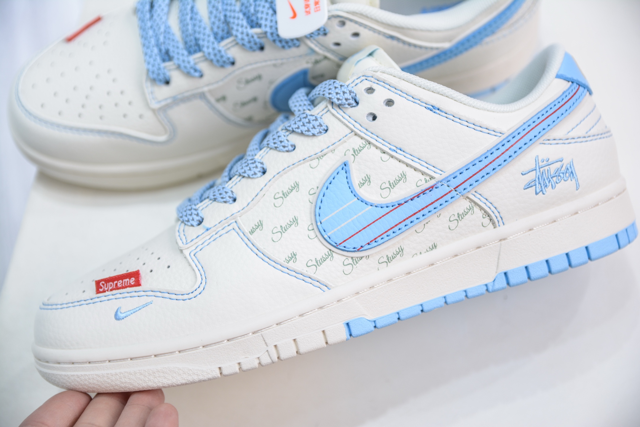 280  Nike SB Dunk Low x Stussy 斯图西联名-白蓝  XS6089-534