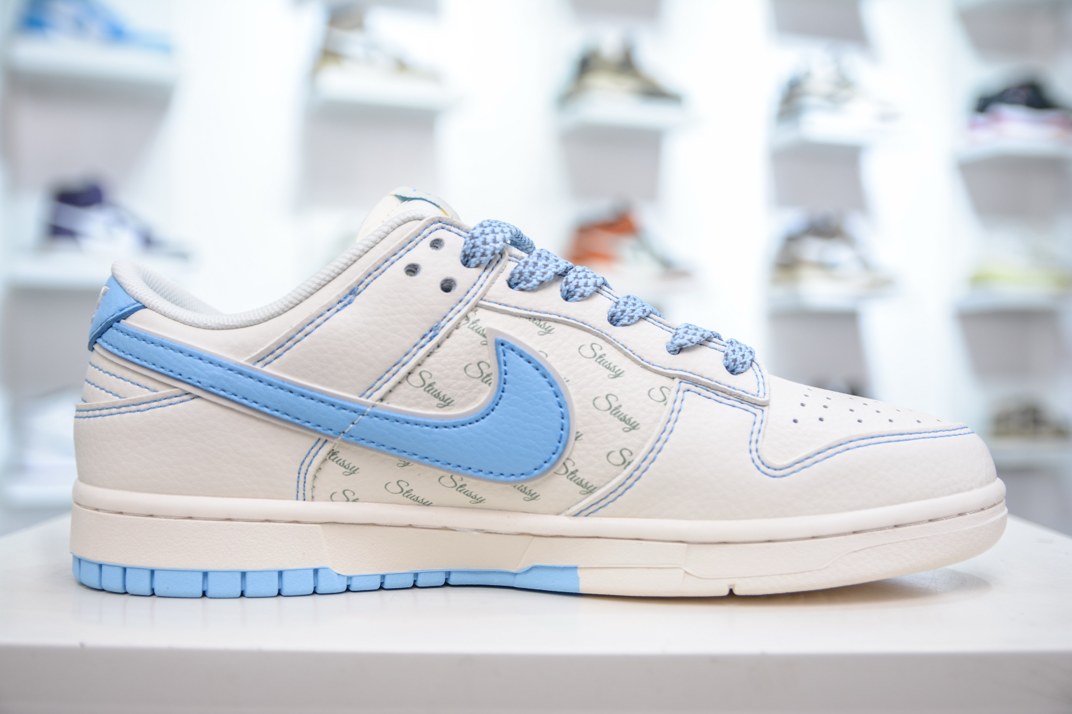280  Nike SB Dunk Low x Stussy 斯图西联名-白蓝  XS6089-534