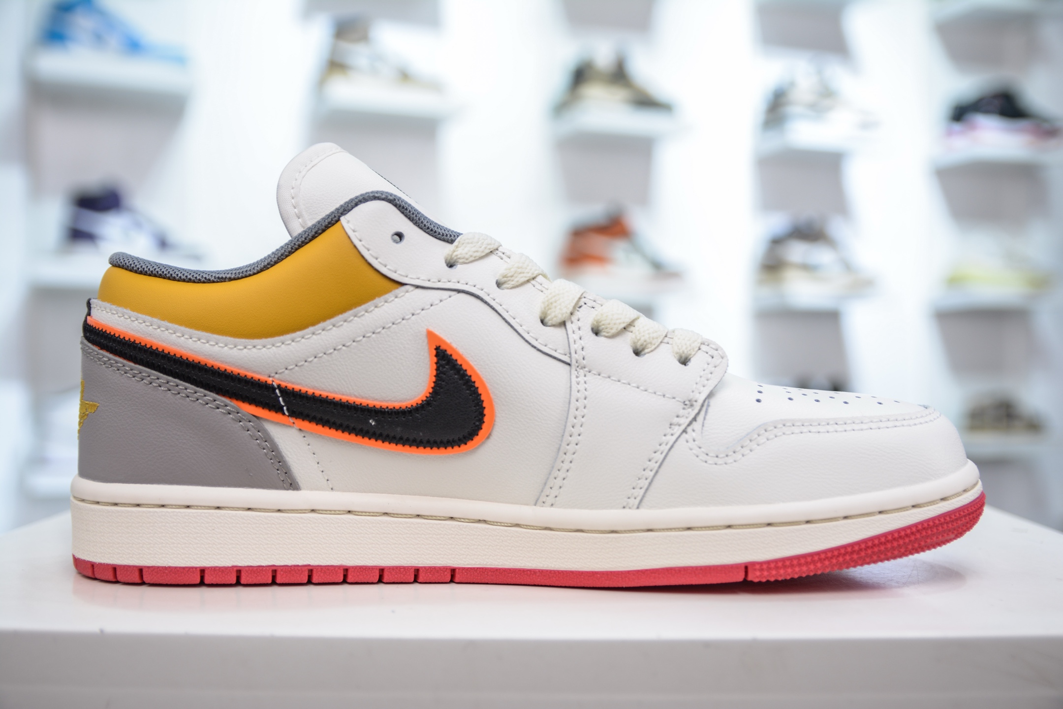 220  DT纯原 Air Jordan AJ1 Low 低帮 白蓝绿黄鸳鸯    HV4511-133