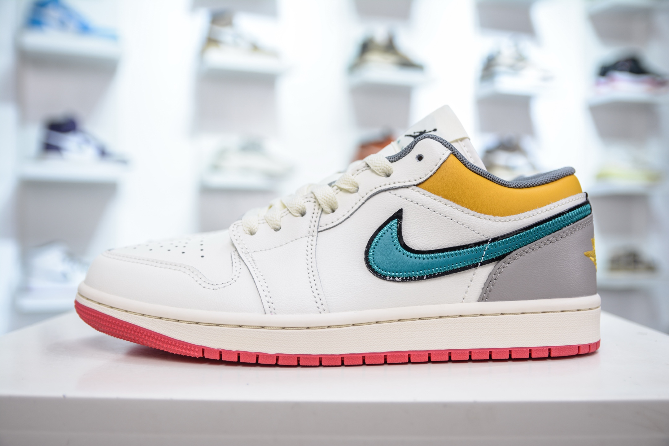 220  DT纯原 Air Jordan AJ1 Low 低帮 白蓝绿黄鸳鸯    HV4511-133