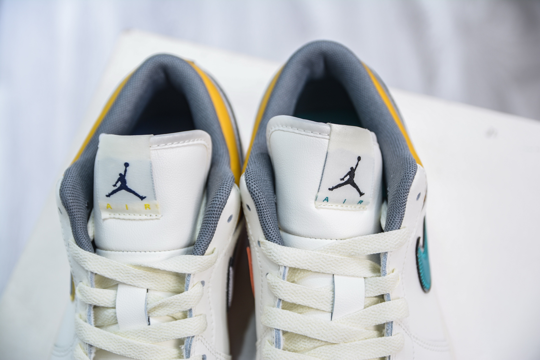 220  DT纯原 Air Jordan AJ1 Low 低帮 白蓝绿黄鸳鸯    HV4511-133