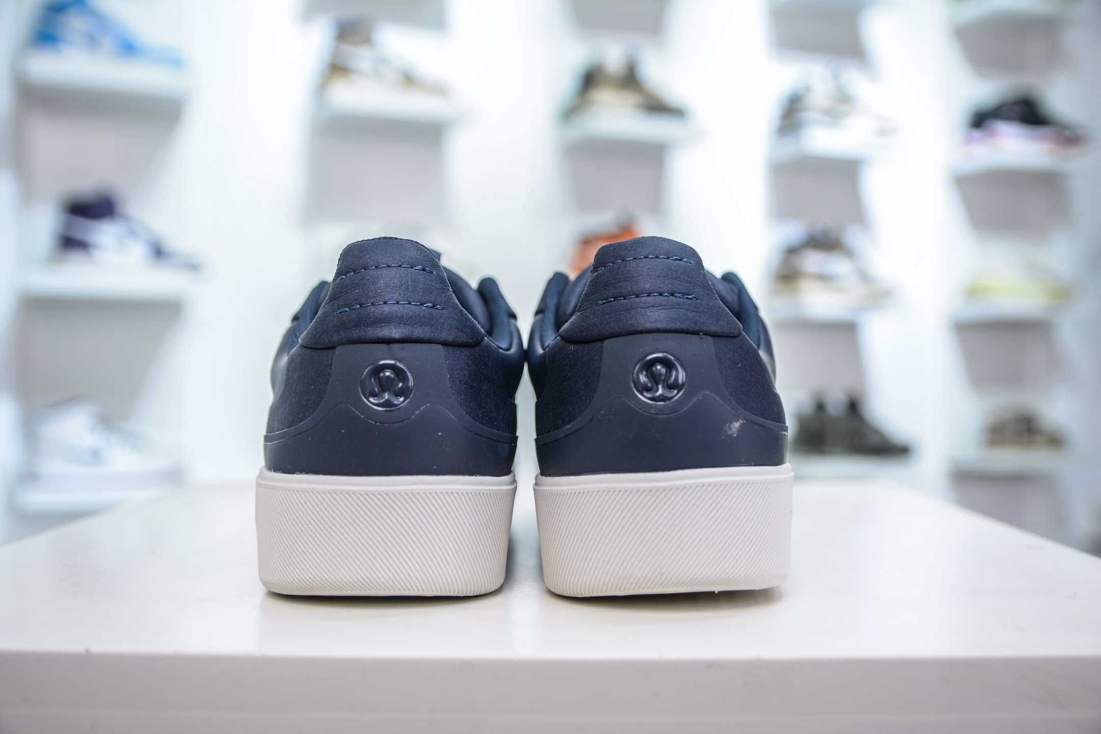 260  CS版 lululemon Cityverse 露露乐檬极简主义减震耐磨低帮生活休闲鞋