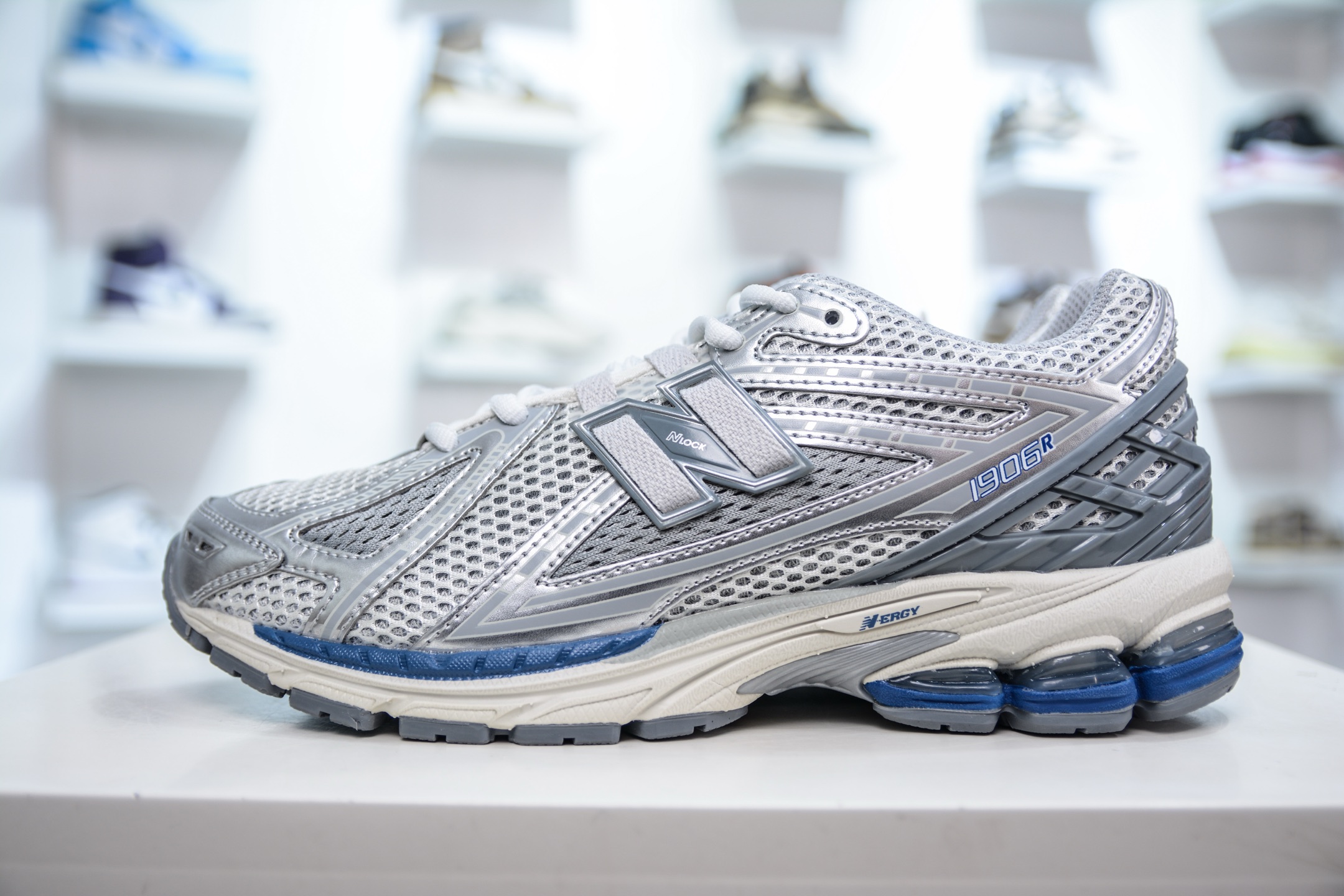 210  T版纯原 New Balance M1906R系列 复古老爹防滑耐磨低帮 跑步鞋 M1906RQA