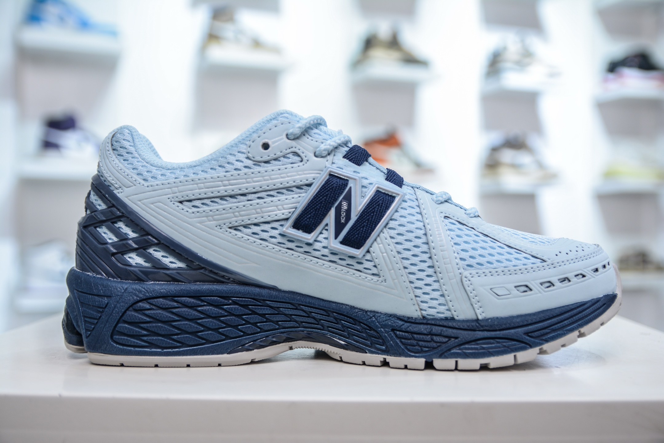 210  T版纯原 New Balance M1906R系列 复古老爹防滑耐磨低帮 跑步鞋  M1906CDA