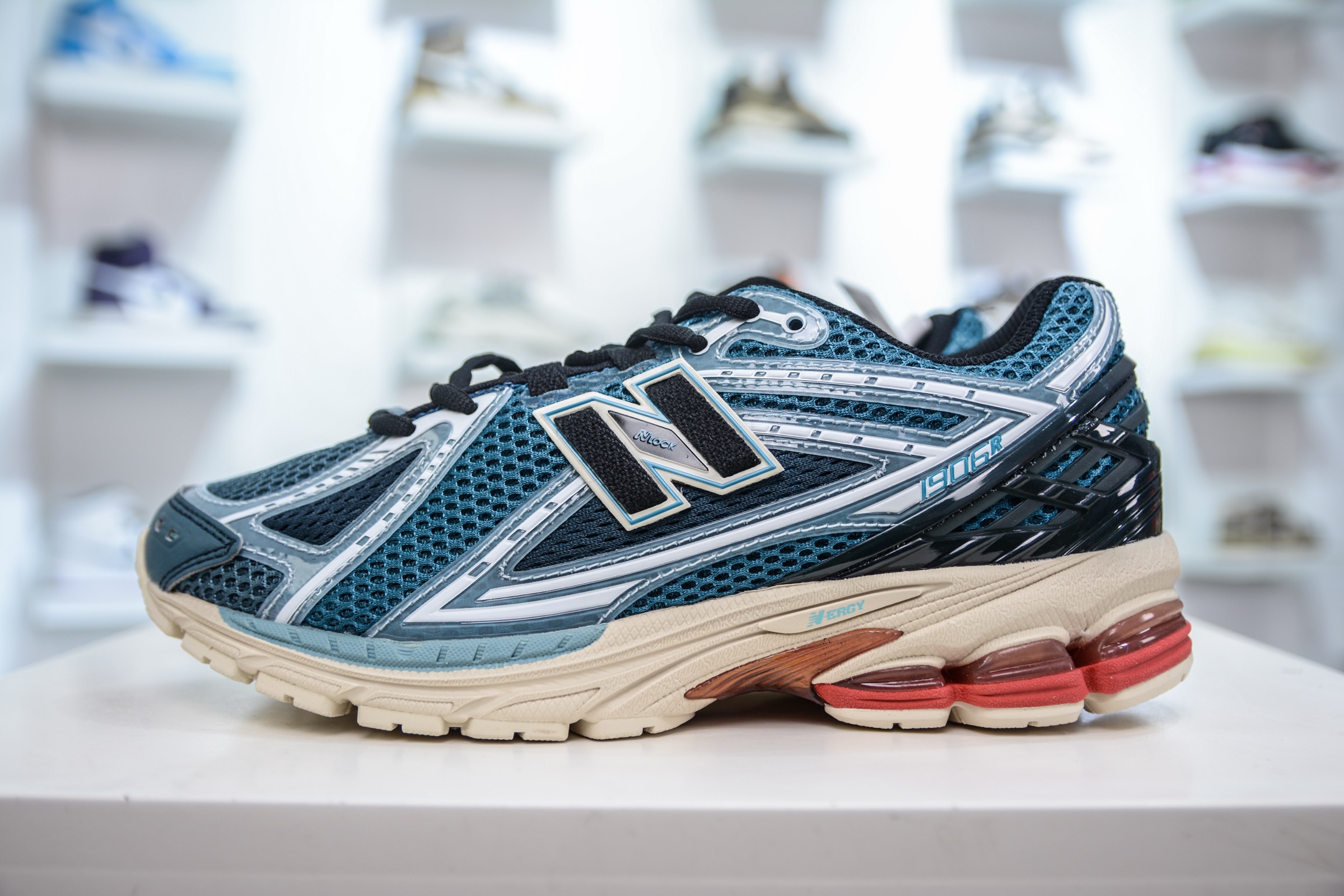 210  T版纯原 New Balance M1906R系列 复古老爹防滑耐磨低帮 跑步鞋 M1906RFP