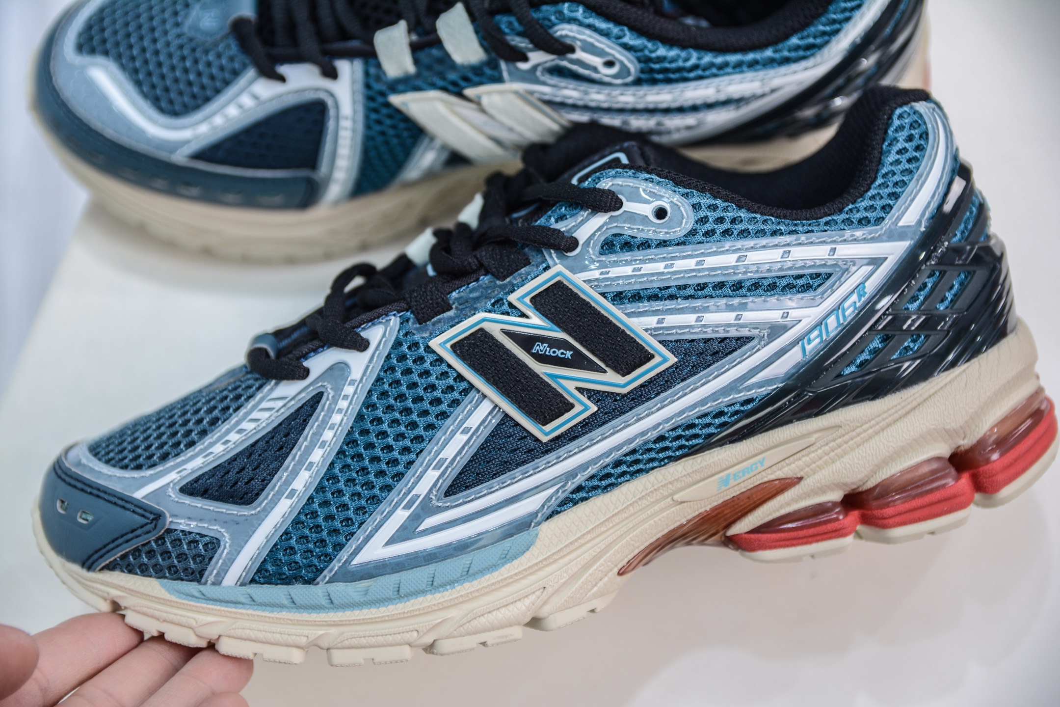 210  T版纯原 New Balance M1906R系列 复古老爹防滑耐磨低帮 跑步鞋 M1906RFP