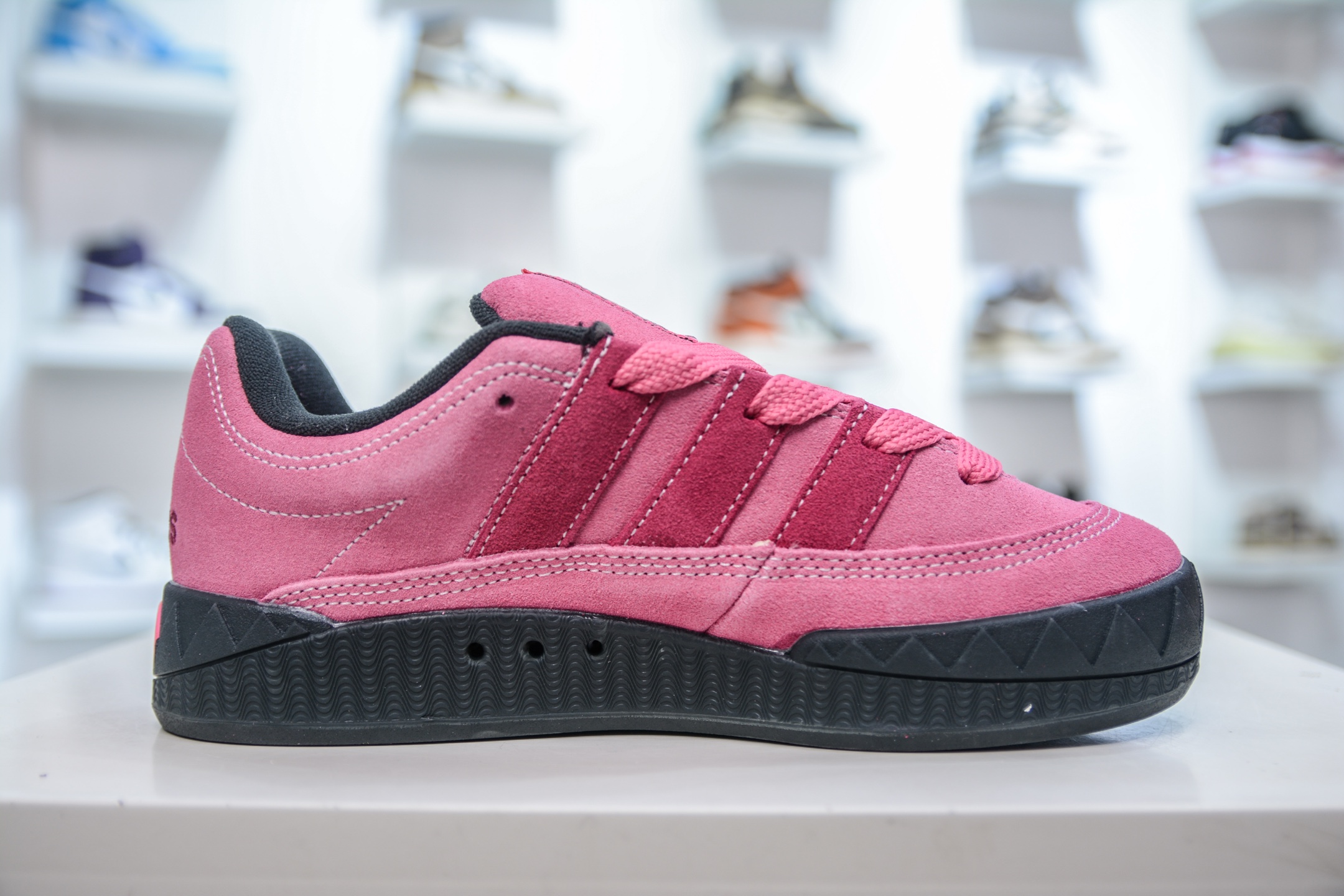 AD Adimatic Low 马蒂奇系列低帮复古面包鞋运动休闲滑板板鞋 IE7364