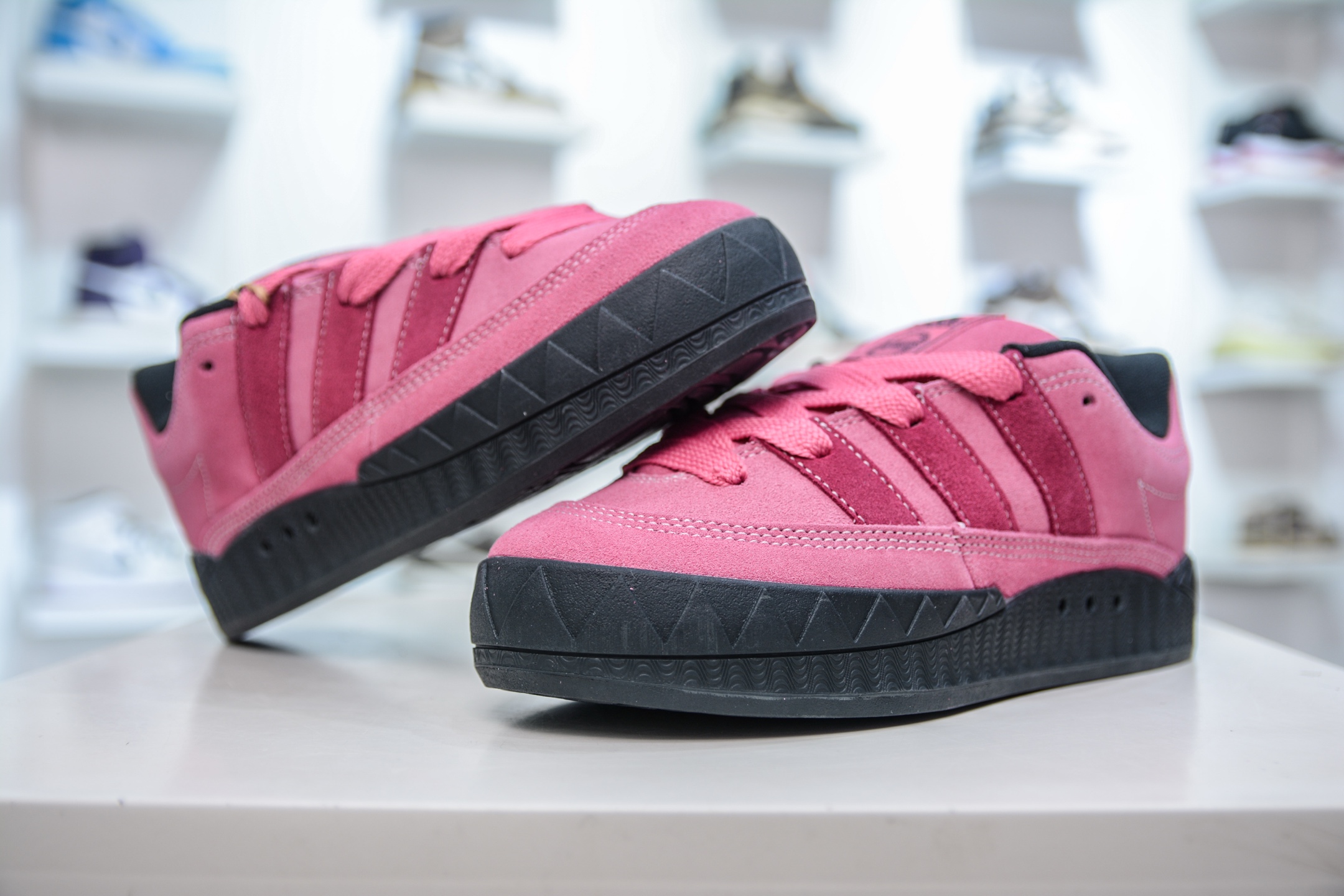 AD Adimatic Low 马蒂奇系列低帮复古面包鞋运动休闲滑板板鞋 IE7364