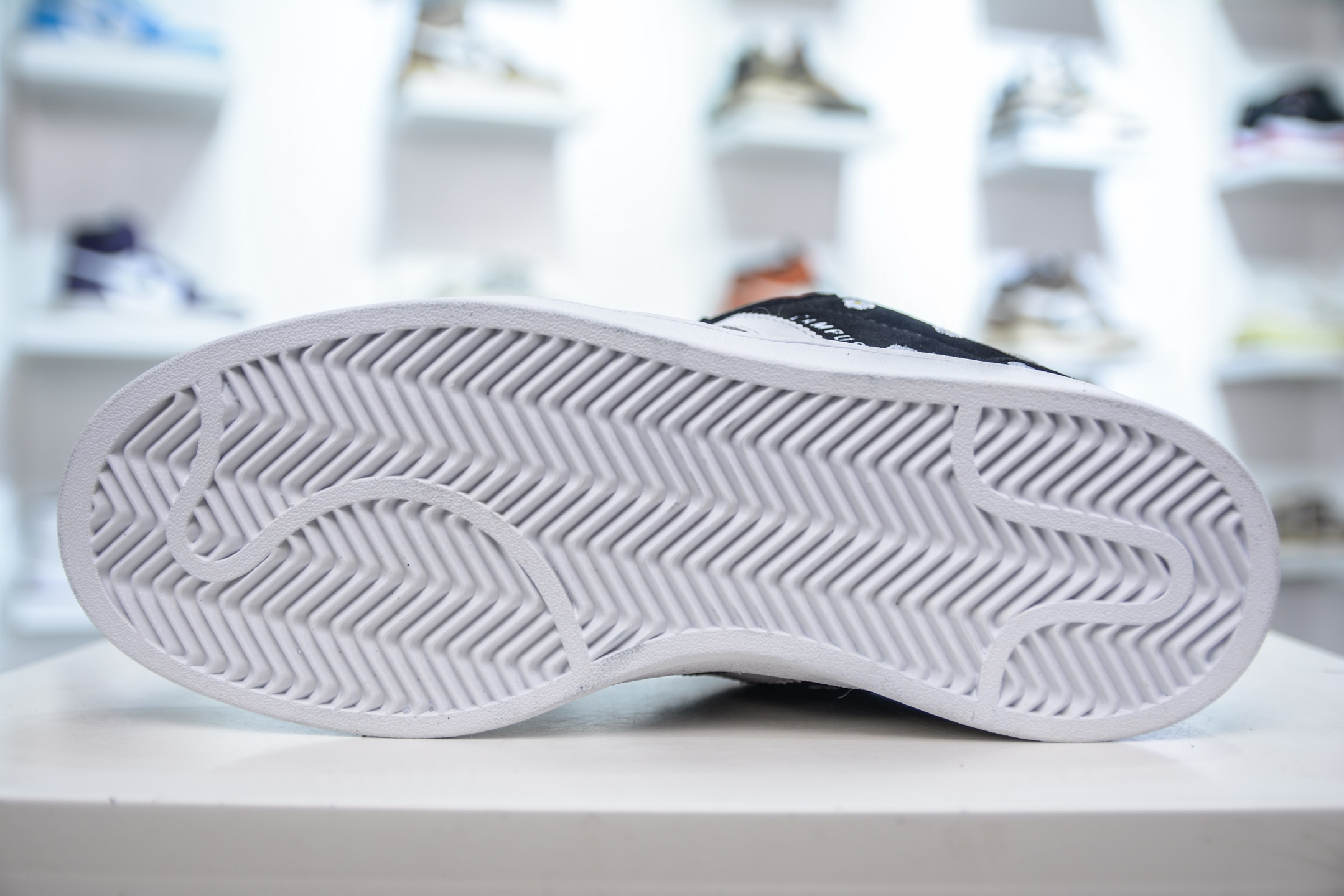 adidas Originals Campus 00s 小面包 IF9640