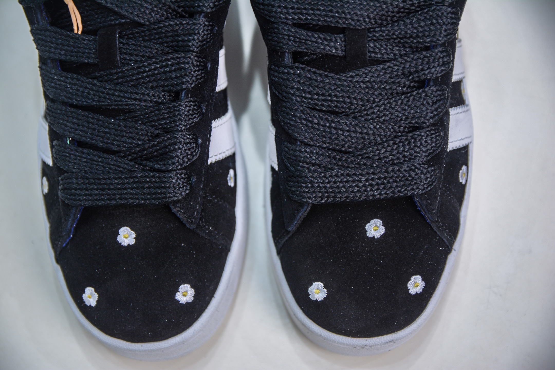 adidas Originals Campus 00s 小面包 IF9640