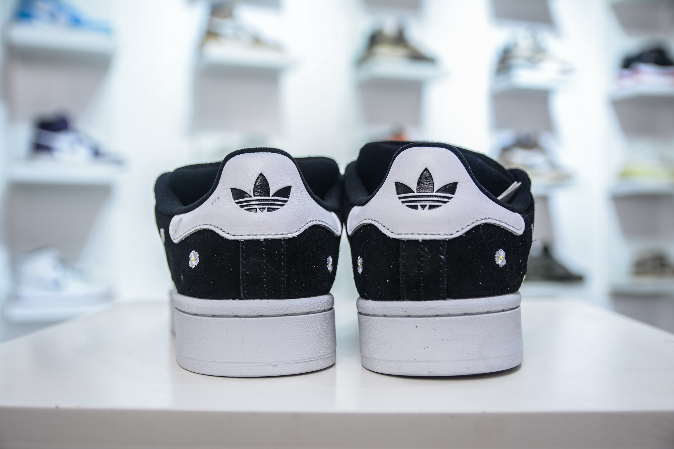 adidas Originals Campus 00s 小面包 IF9640