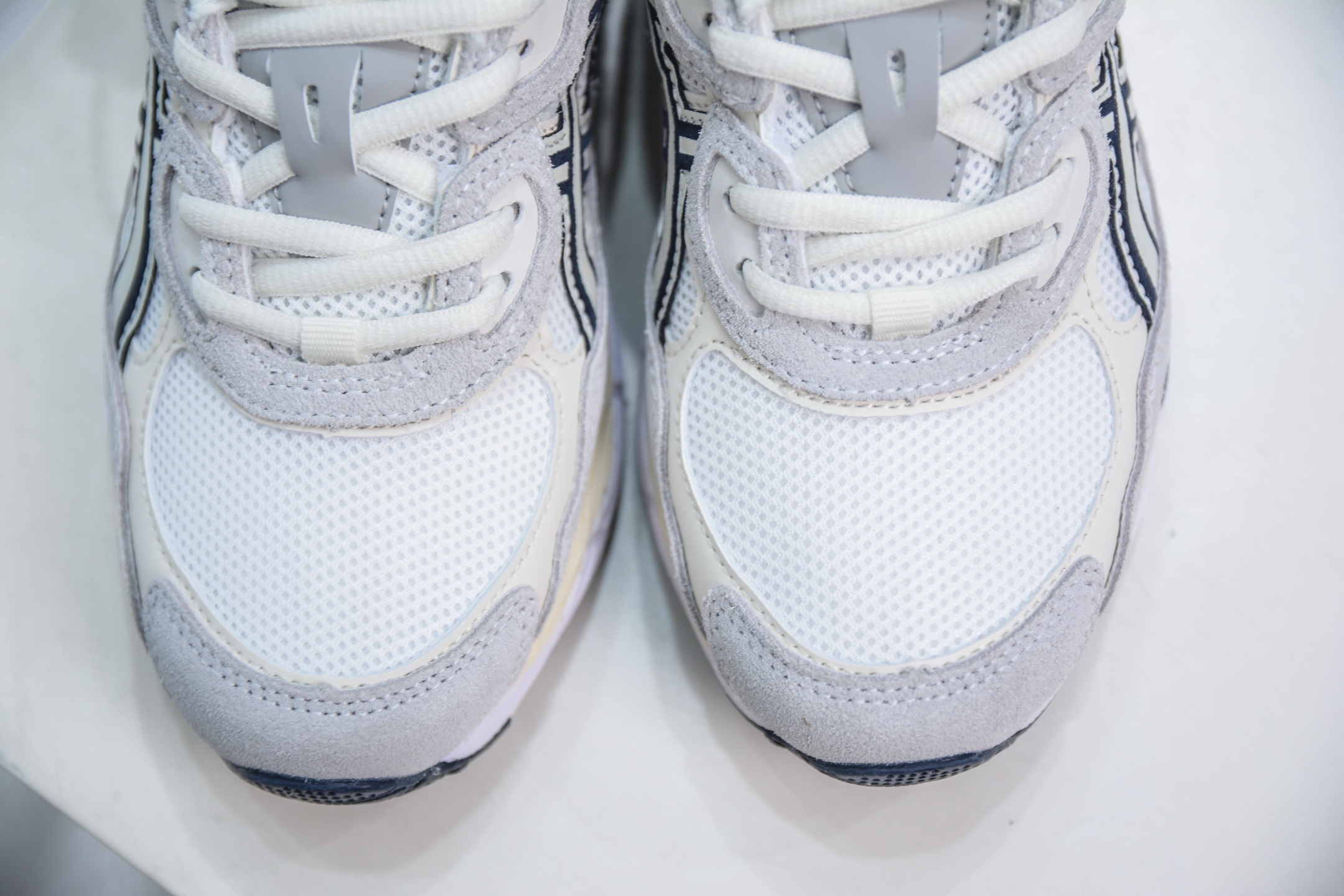 200  Asics Gel-NYC 纯原版本 亚瑟士运动休闲透气专业跑鞋  1203A788-101