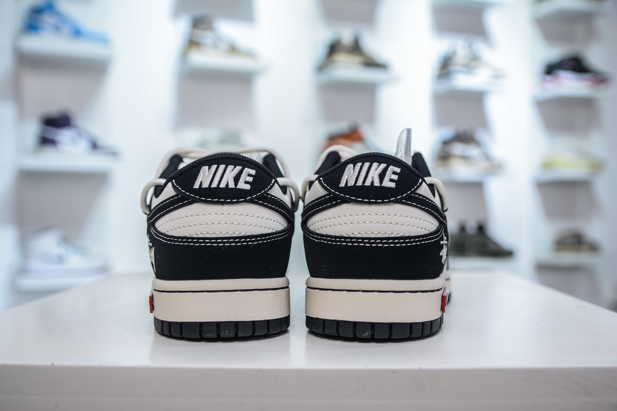 Nike SB Dunk Low x Stussy x Supreme SUP斯图西联名-白黑小钩绑带 YX5066-278