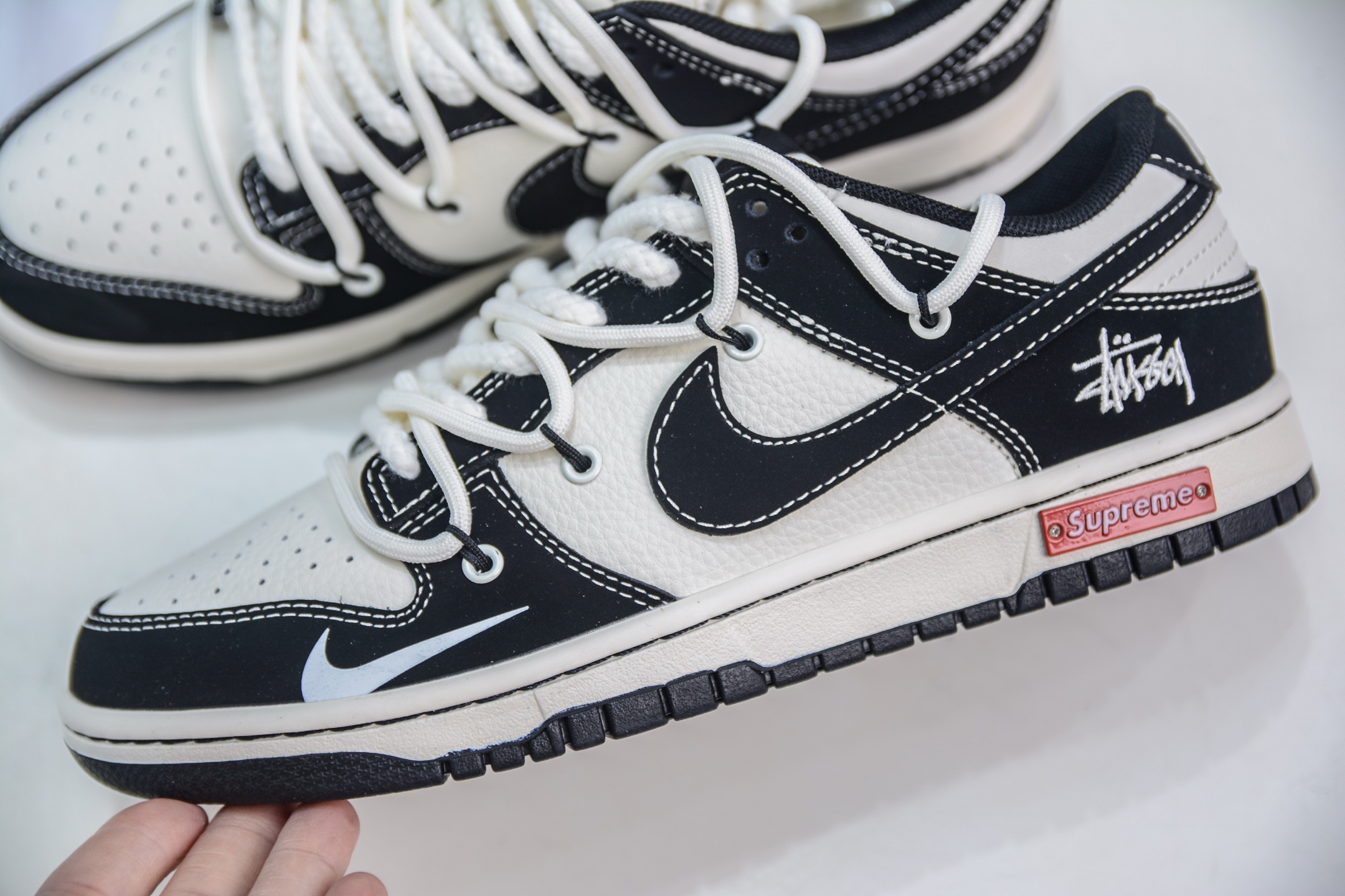 Nike SB Dunk Low x Stussy x Supreme SUP斯图西联名-白黑小钩绑带 YX5066-278