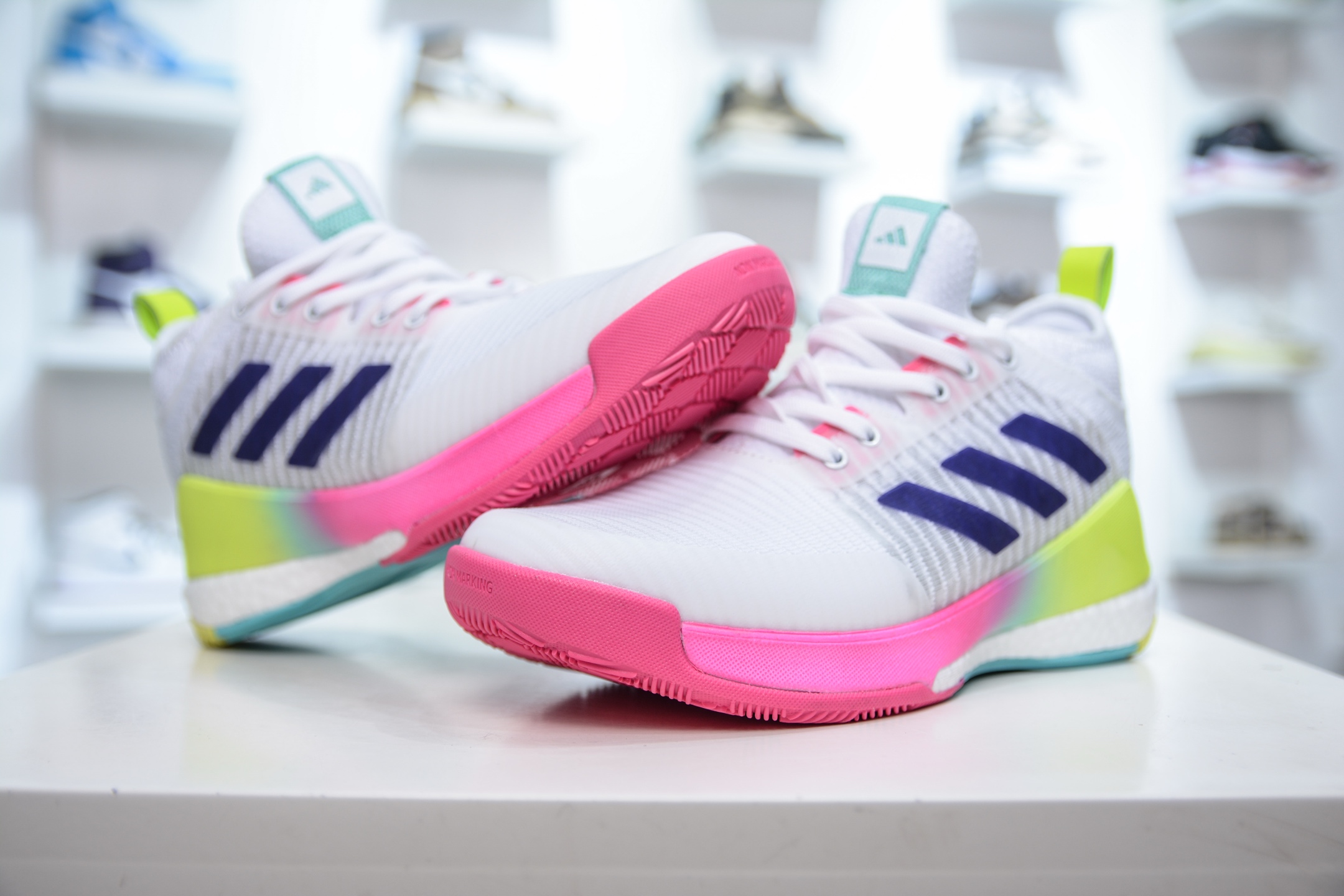 260  ADIDAS CRAZYFLIGHT MID 运动鞋记忆回弹BOOST真爆大底 运动排球鞋 HP3337