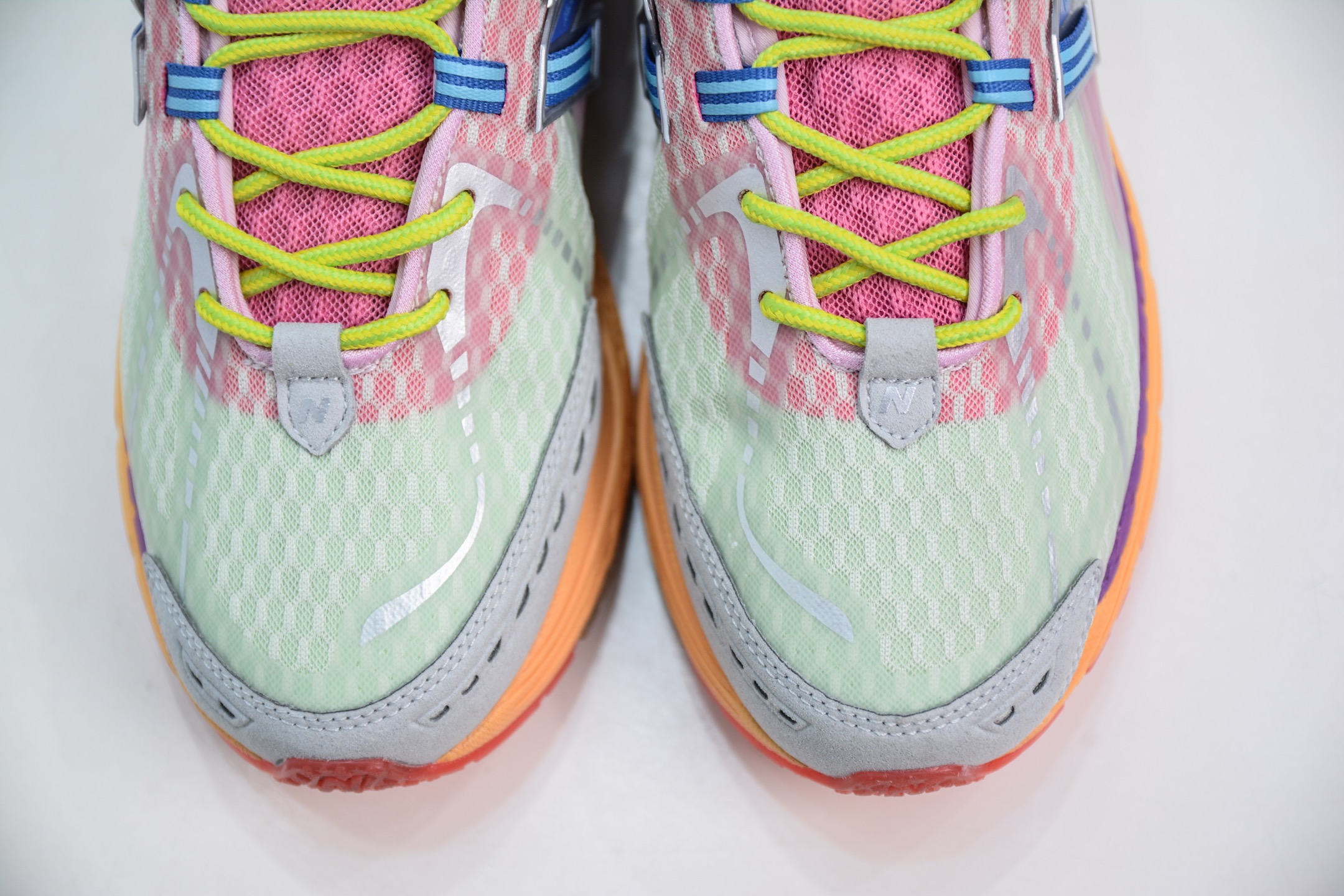 210   T版纯原 New Balance M1906R系列 复古老爹防滑耐磨低帮 跑步鞋    M1906RKL