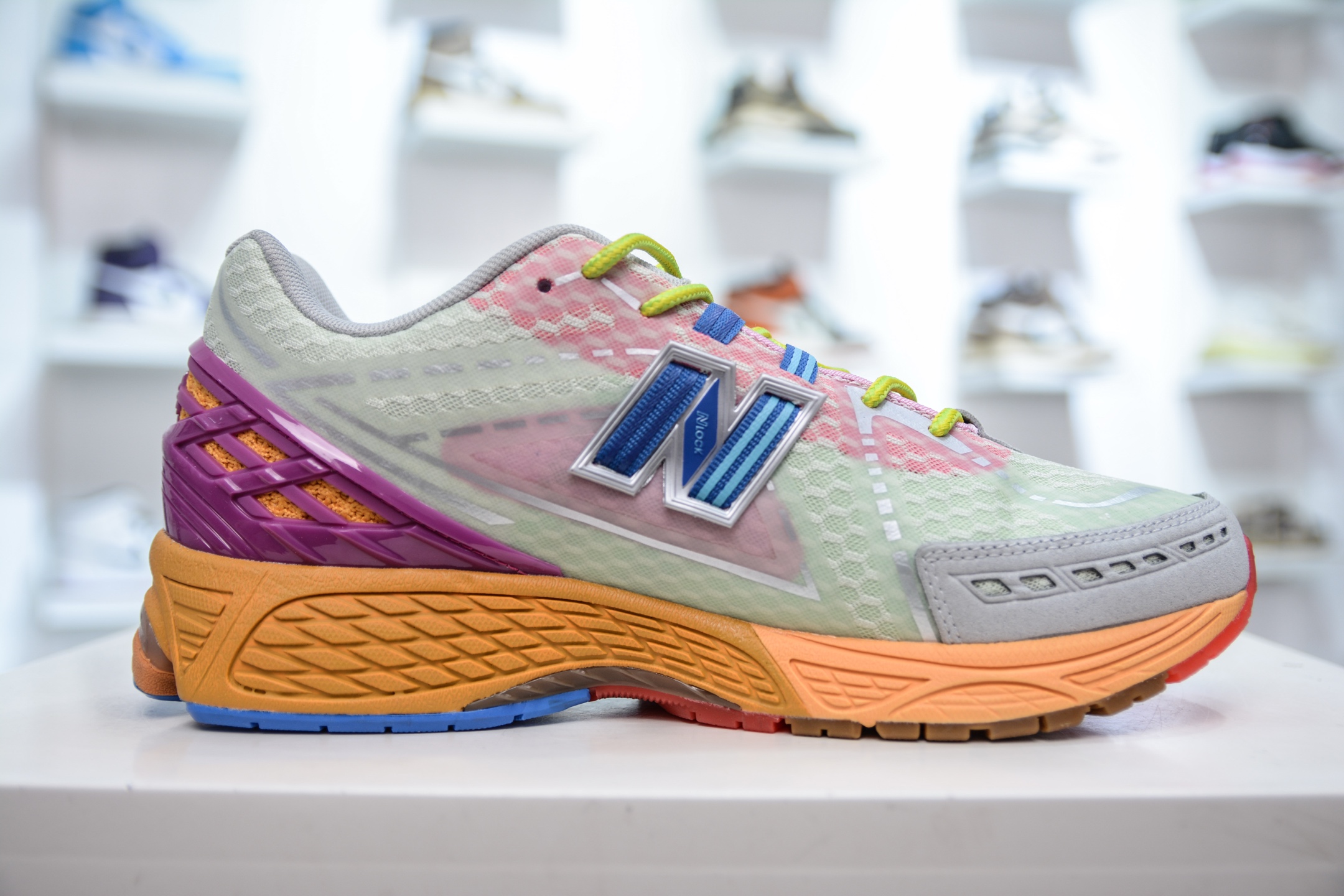210   T版纯原 New Balance M1906R系列 复古老爹防滑耐磨低帮 跑步鞋    M1906RKL