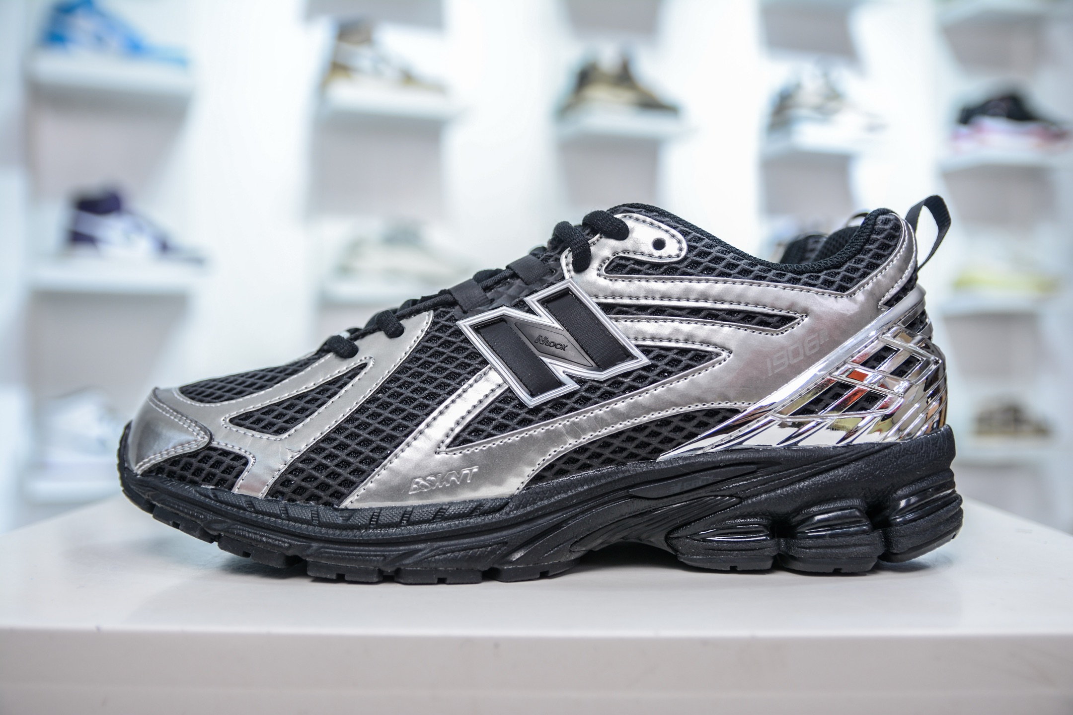 210   T版纯原 New Balance M1906R系列 复古老爹防滑耐磨低帮 跑步鞋   M1906RBS