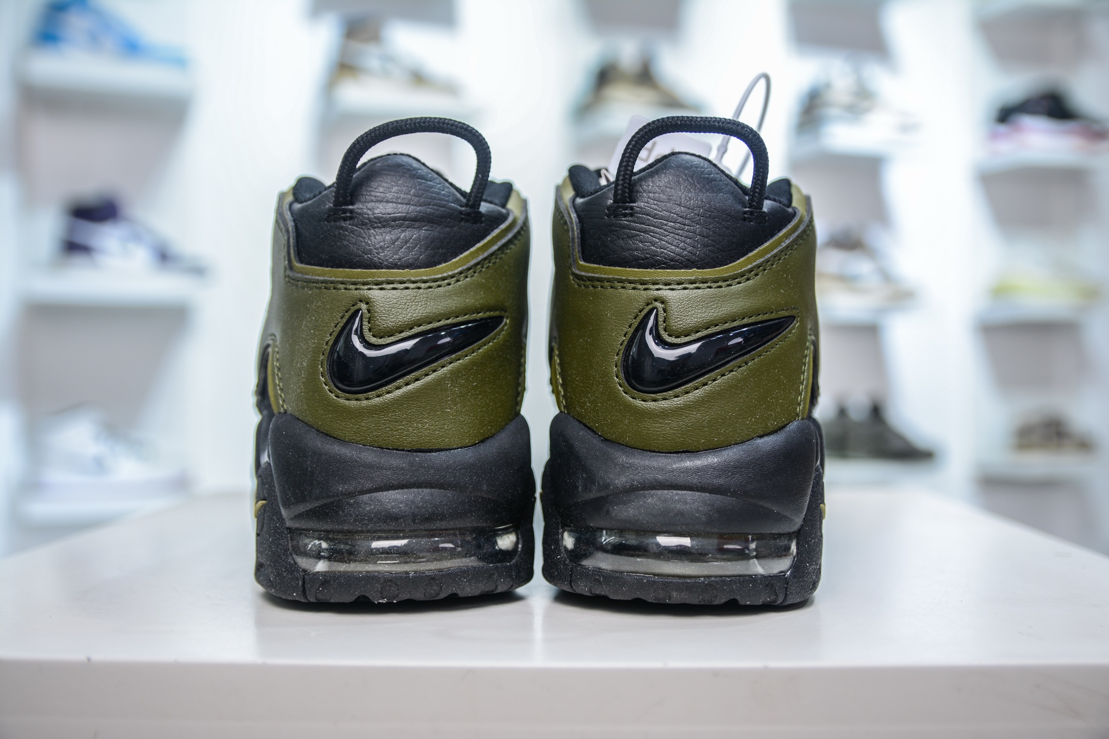 260  PP版纯原 NK Air More Uptempo ’96 OG 皮蓬大AIR 以流行于街头的涂鸦文化为设计灵感 DH8011-001