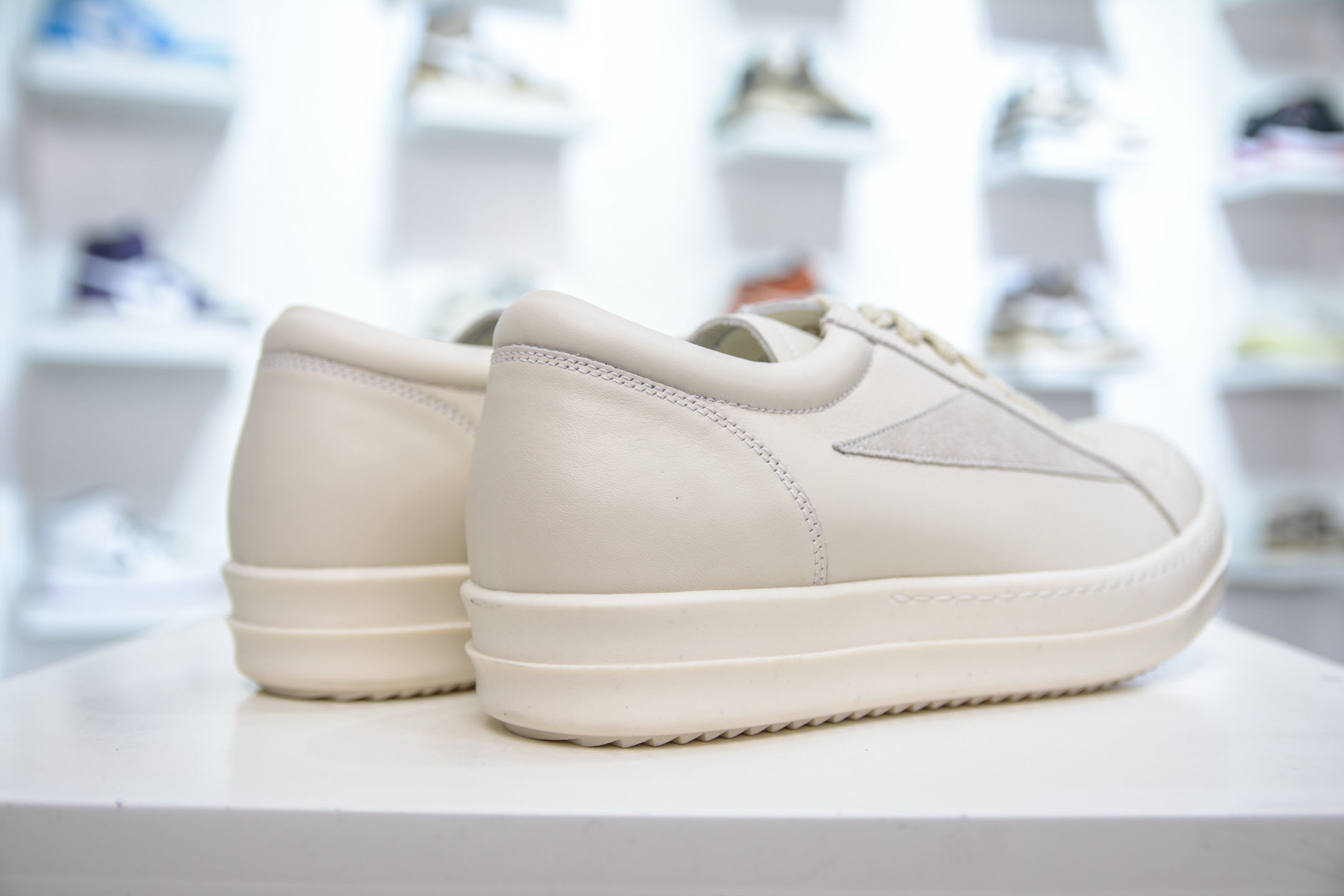 OG纯原 Rick Owens Drkshdw 瑞克·欧文斯低帮 白皮面 时尚运动板鞋