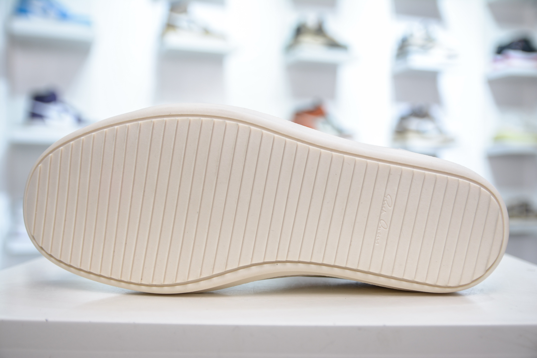 OG纯原 Rick Owens Drkshdw 瑞克·欧文斯低帮 白皮面 时尚运动板鞋