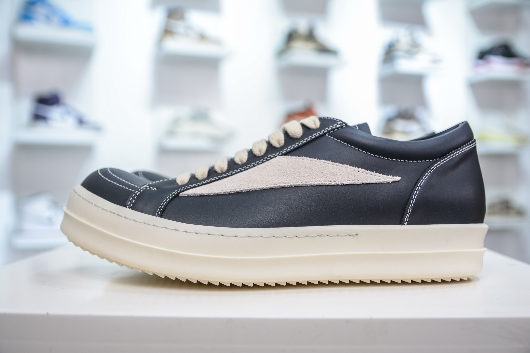 480  OG纯原 Rick Owens Drkshdw 瑞克·欧文斯低帮 黑白皮面 时尚运动板鞋