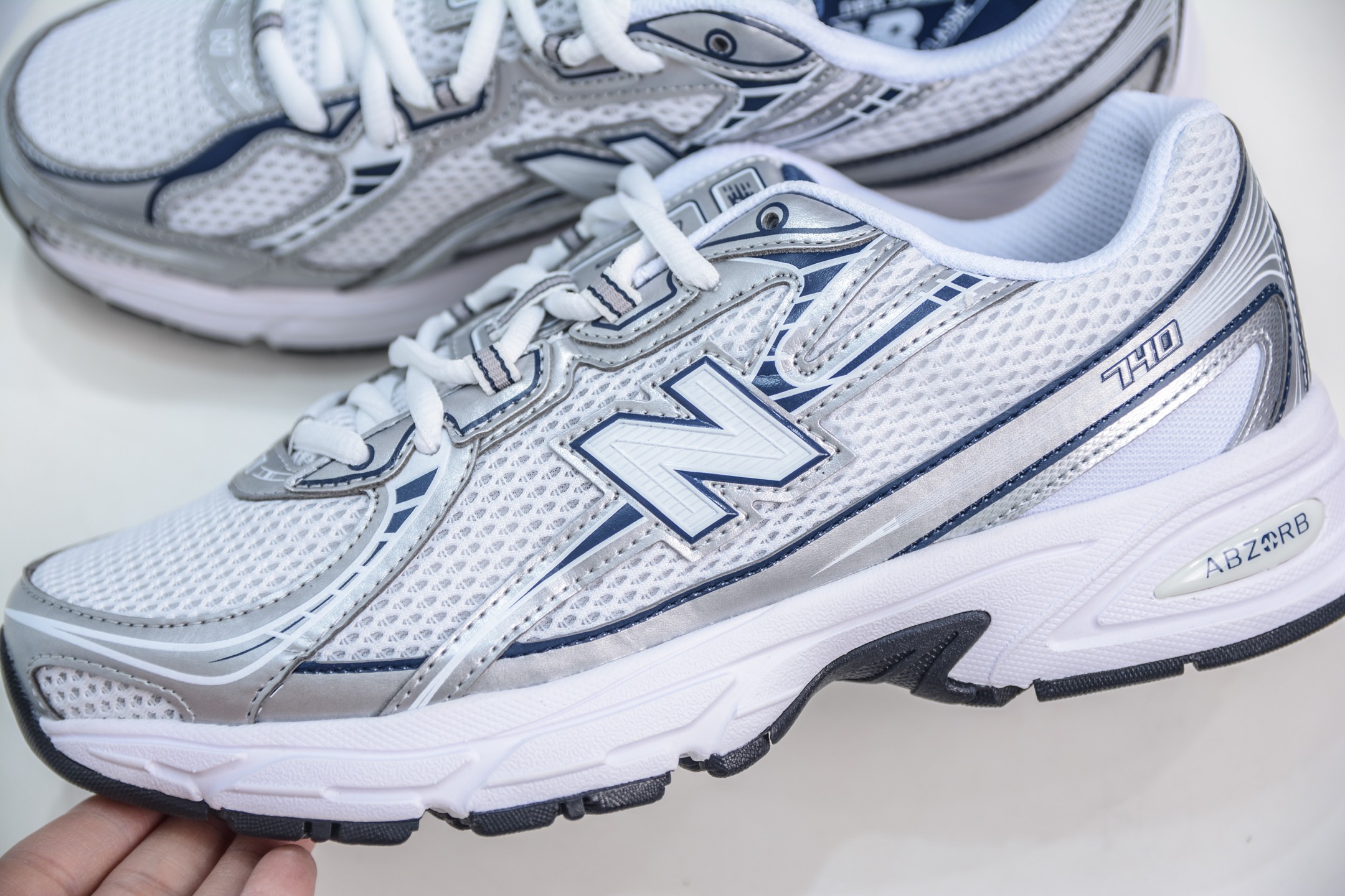 190  DT纯原 New Balance 740系列 复古休闲运动慢跑鞋  U740WN2
