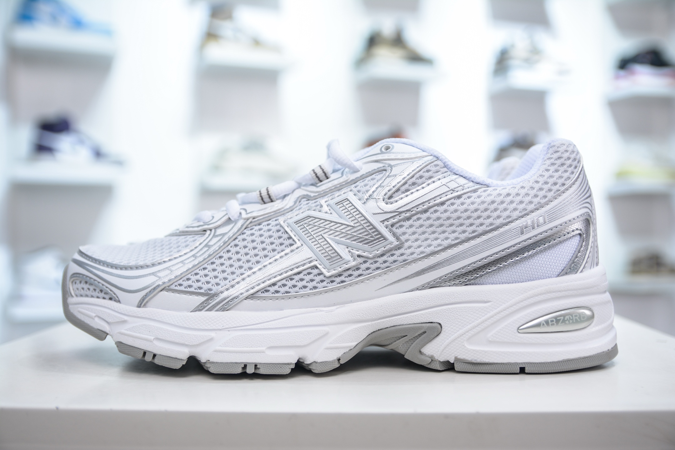 190  DT纯原 New Balance 740系列 复古休闲运动慢跑鞋  U740WM2