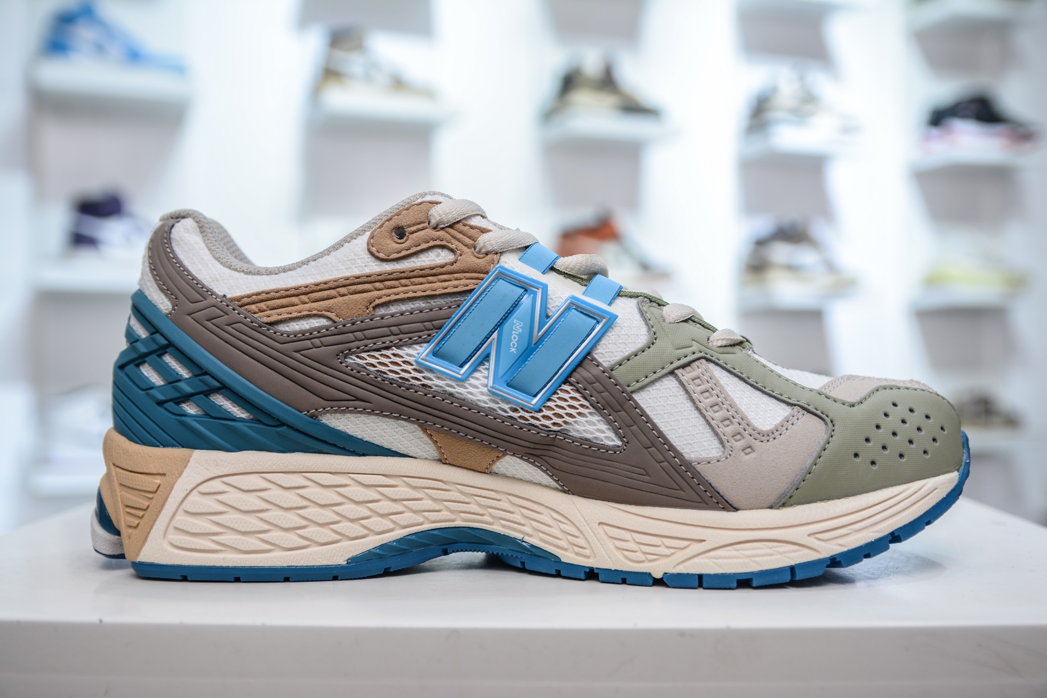 210  T版纯原 New Balance M1906R系列 复古老爹防滑耐磨低帮 跑步鞋  M1906NCS