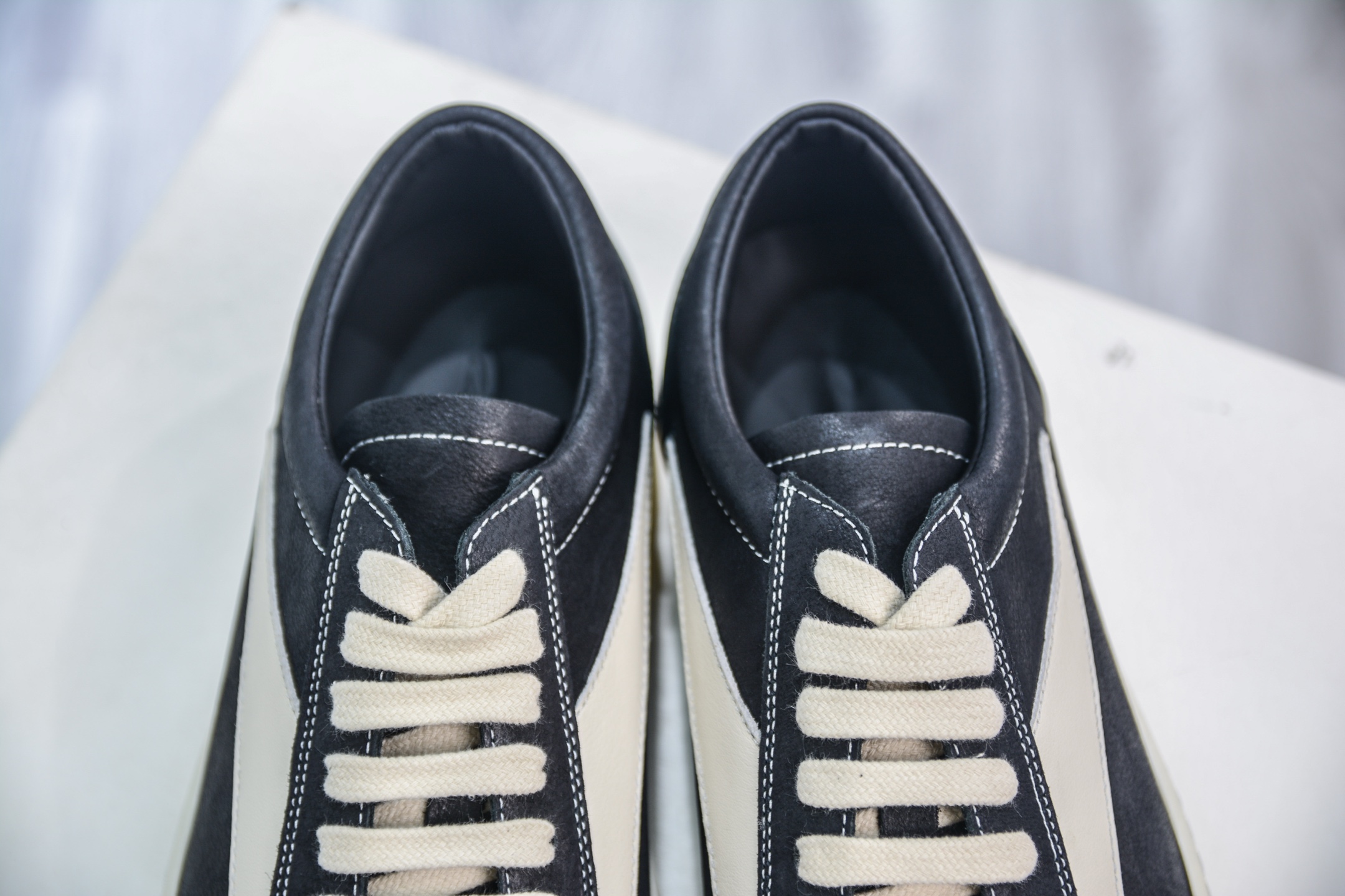 480  OG纯原 Rick Owens Drkshdw 瑞克·欧文斯低帮 黑白油蜡皮 时尚运动板鞋